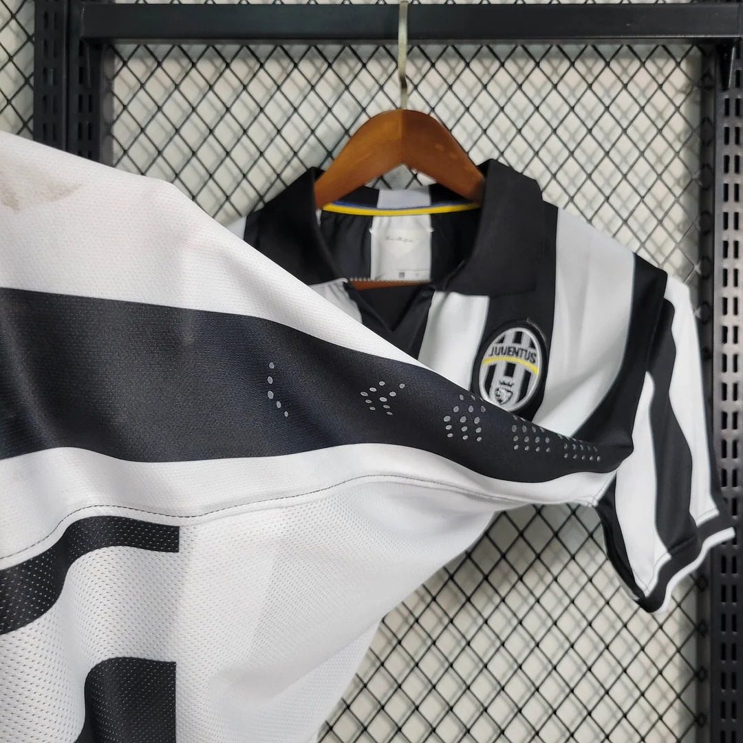 AlphaJersey-Retro Juventus 2014-15 Home Stadium Jersey
