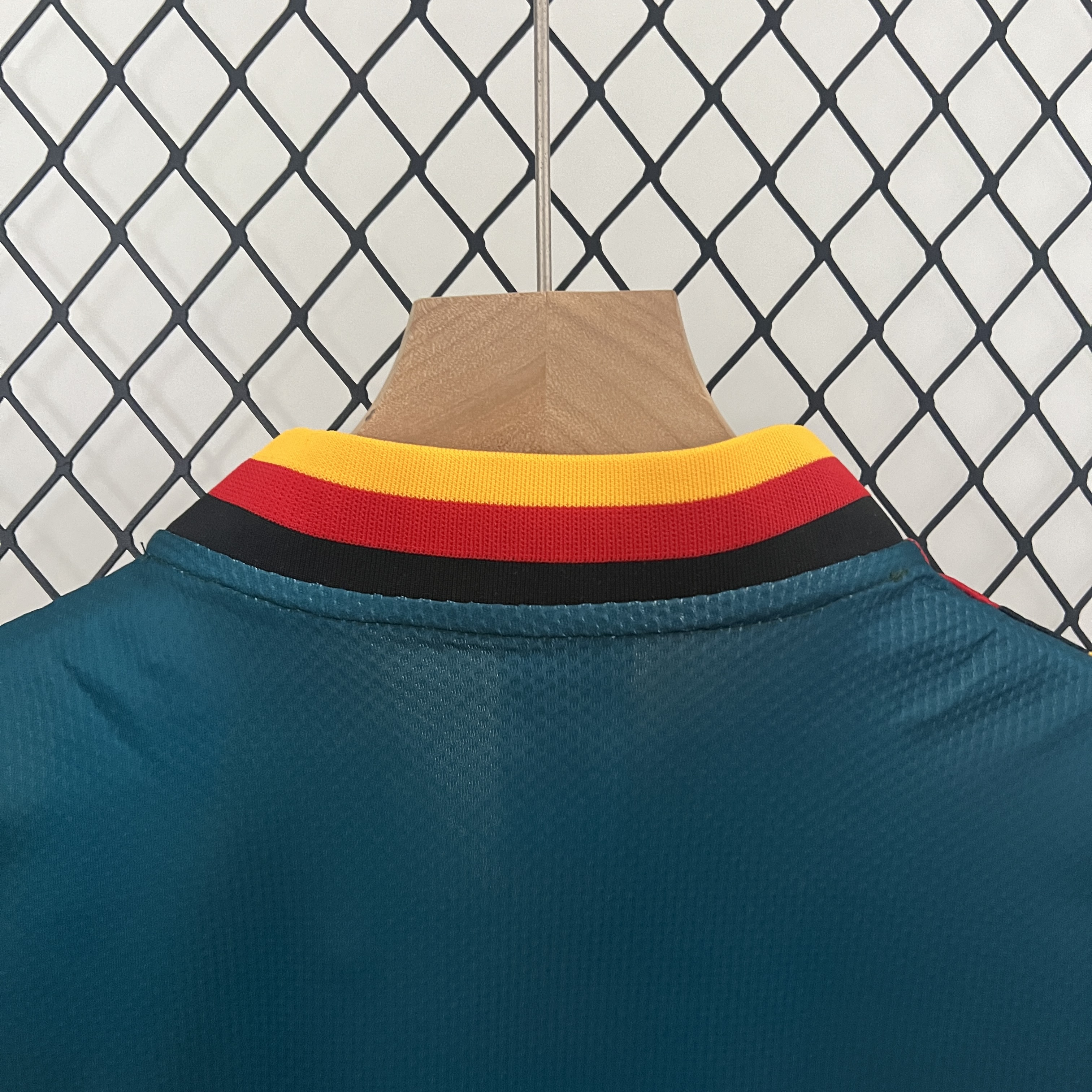 AlphaJersey-Retro Germany 1994 Away Stadium Kids Kit