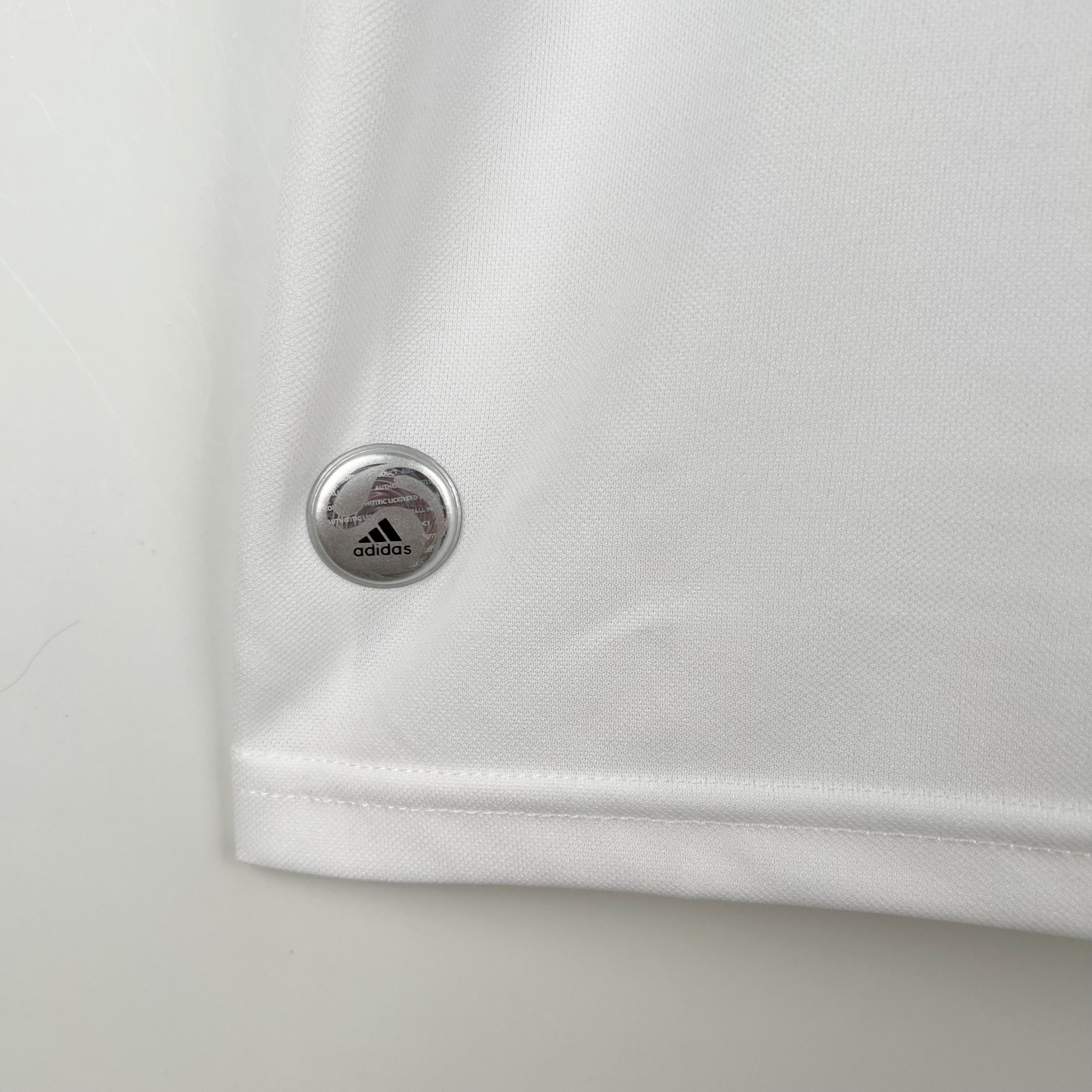 AlphaJersey-Retro Real Madrid 08-09 Home Stadium Jersey