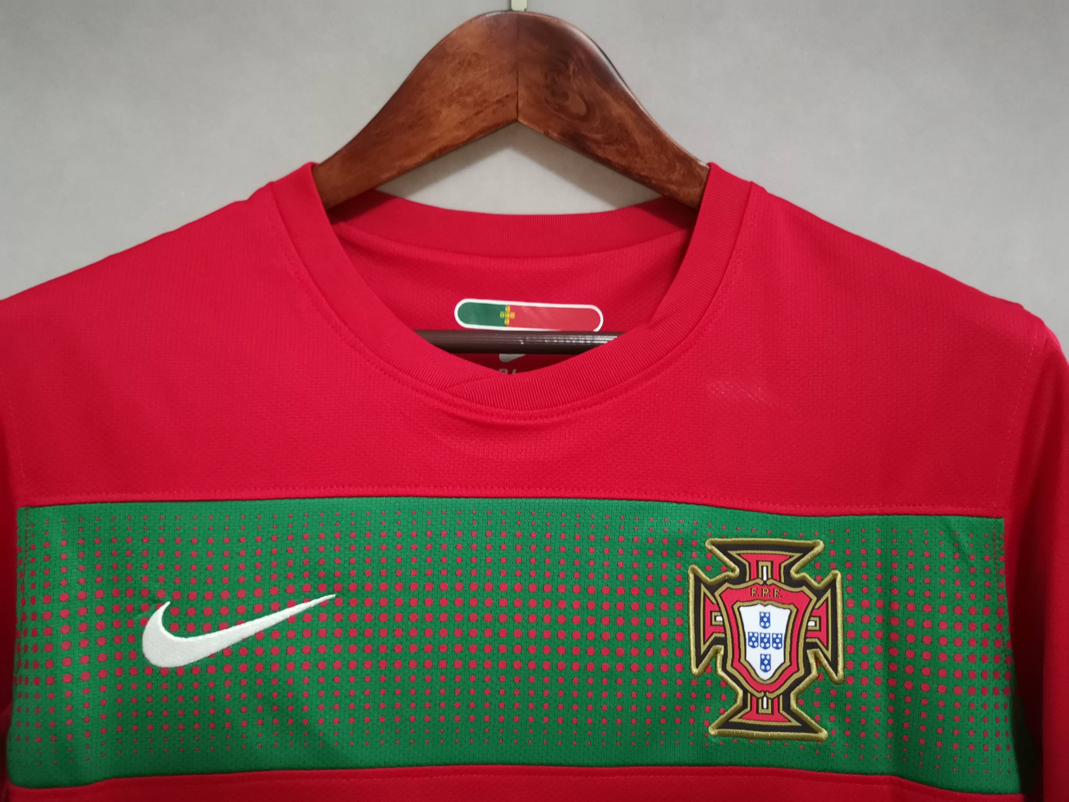 AlphaJersey-Retro Portugal 2010 Home Stadium Jersey