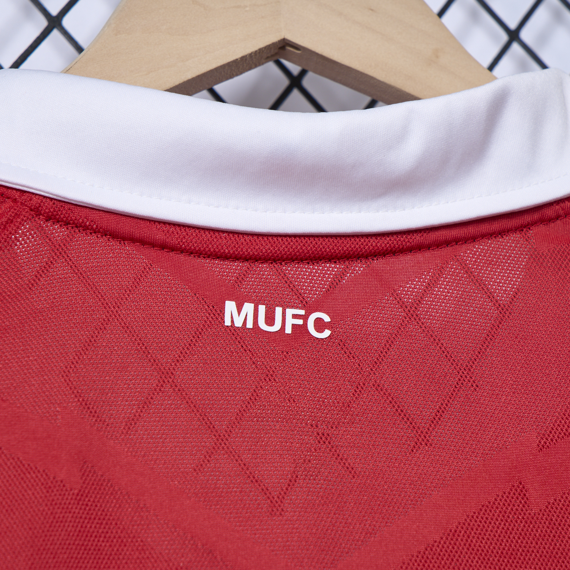 AlphaJersey-Retro Manchester United 10-11 Home Stadium Jersey