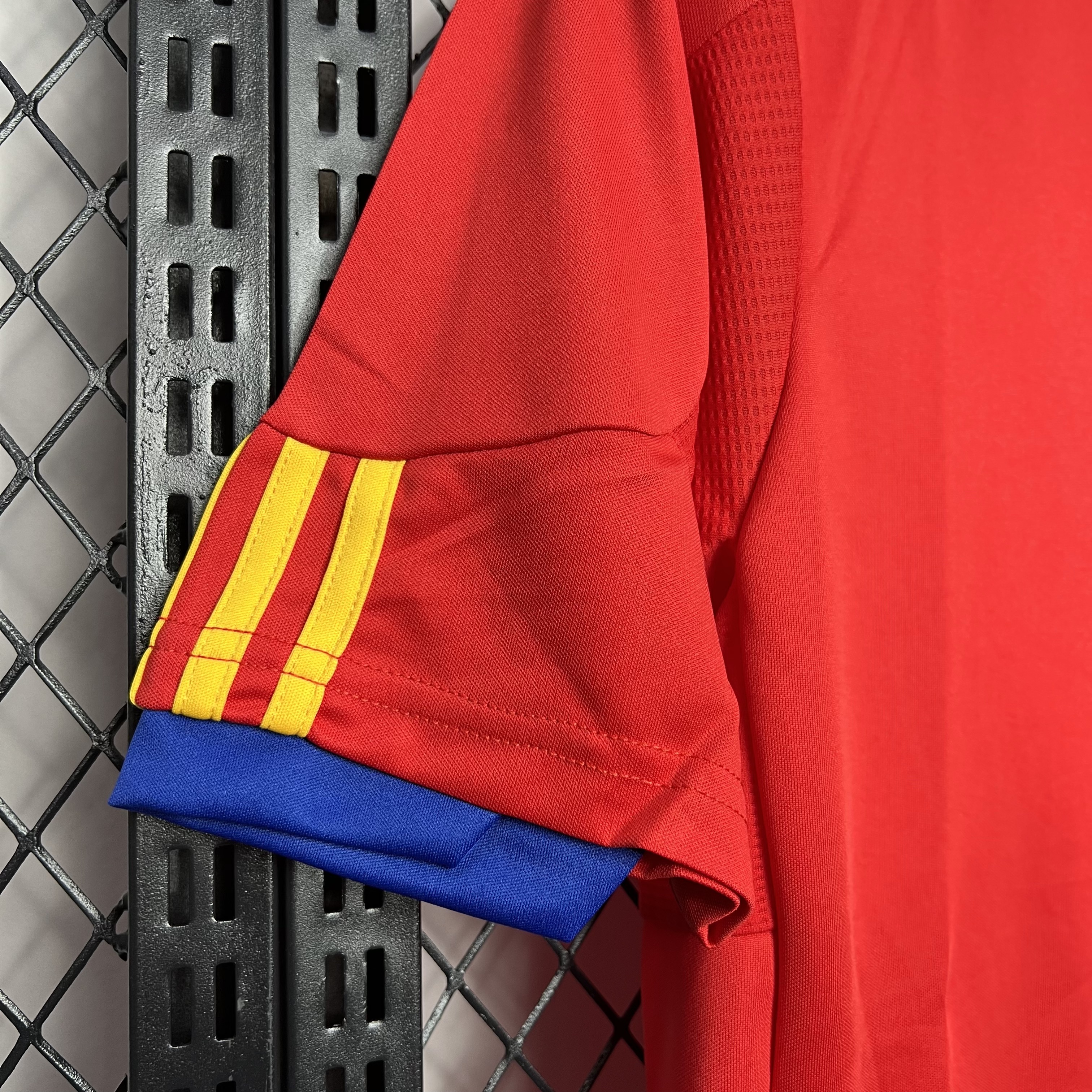 AlphaJersey-Retro Spain 2010 Home Stadium Jersey