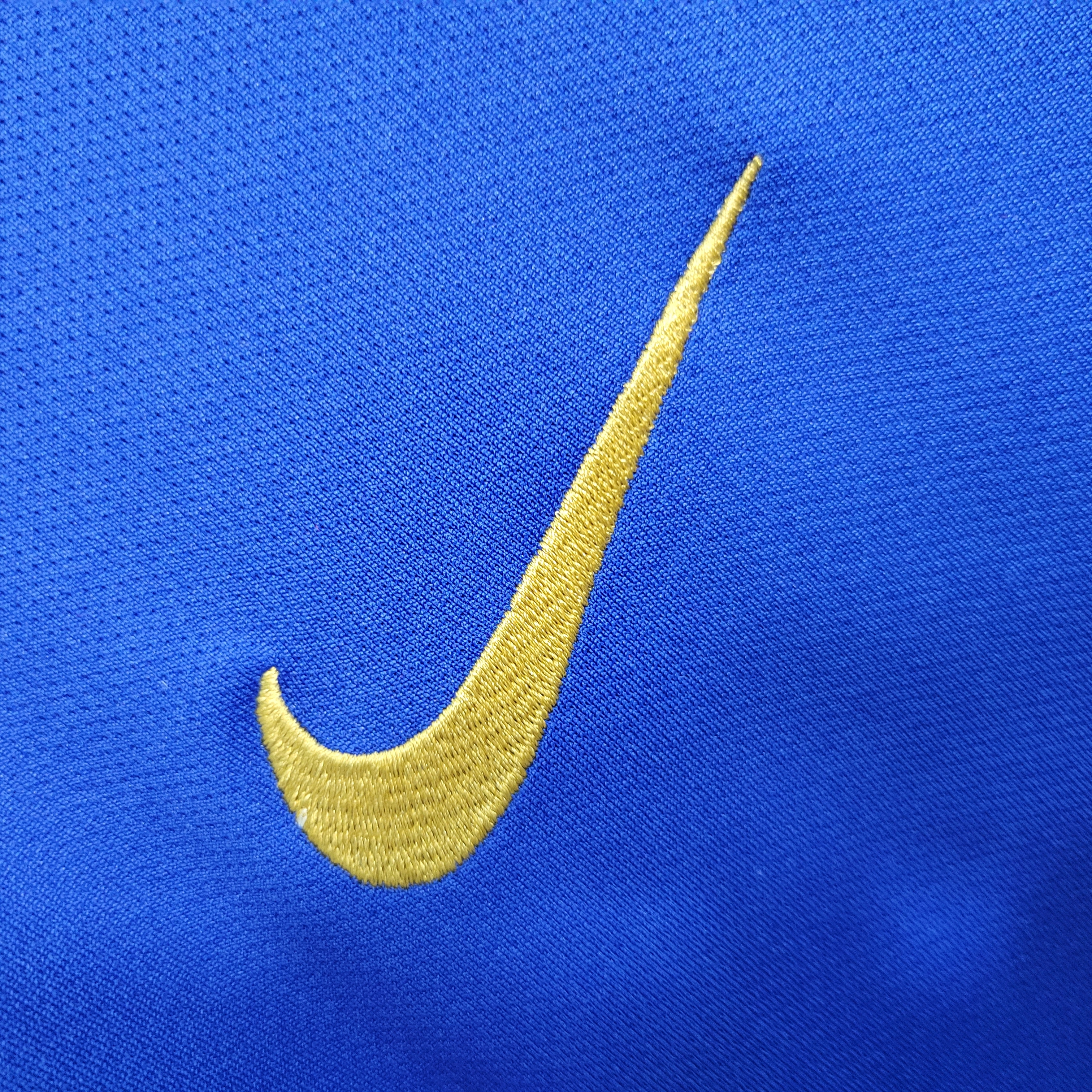 AlphaJersey-Retro Italy 1996 Home Stadium Jersey