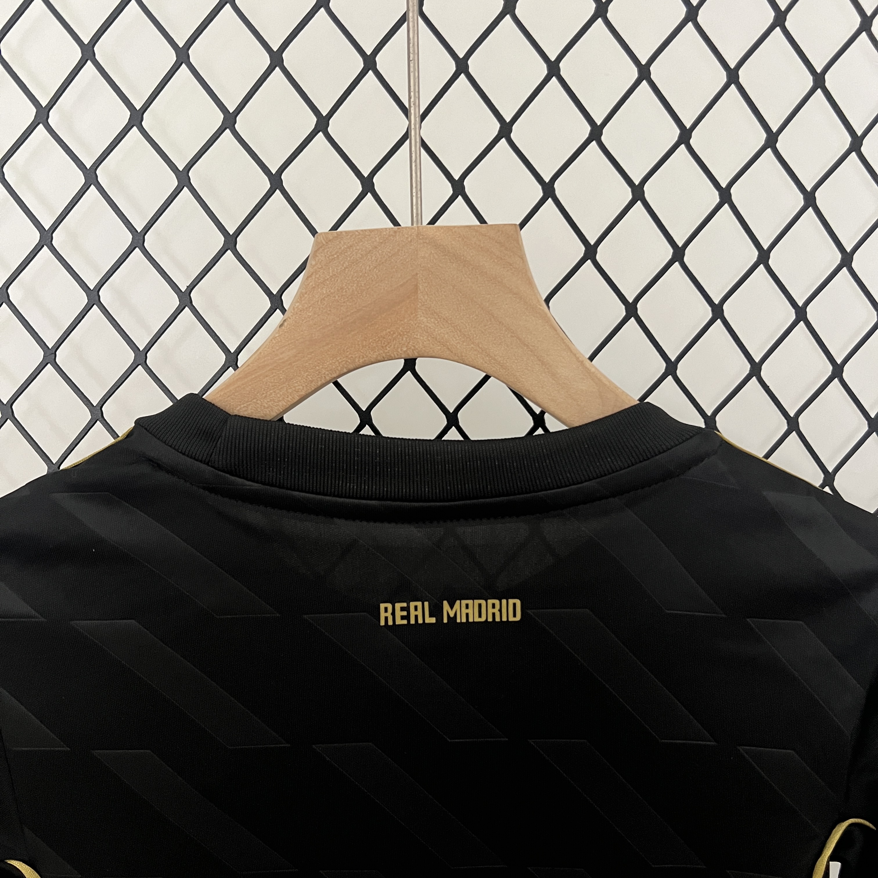 AlphaJersey-Retro Real Madrid 11-12 Away Stadium Kids Kit