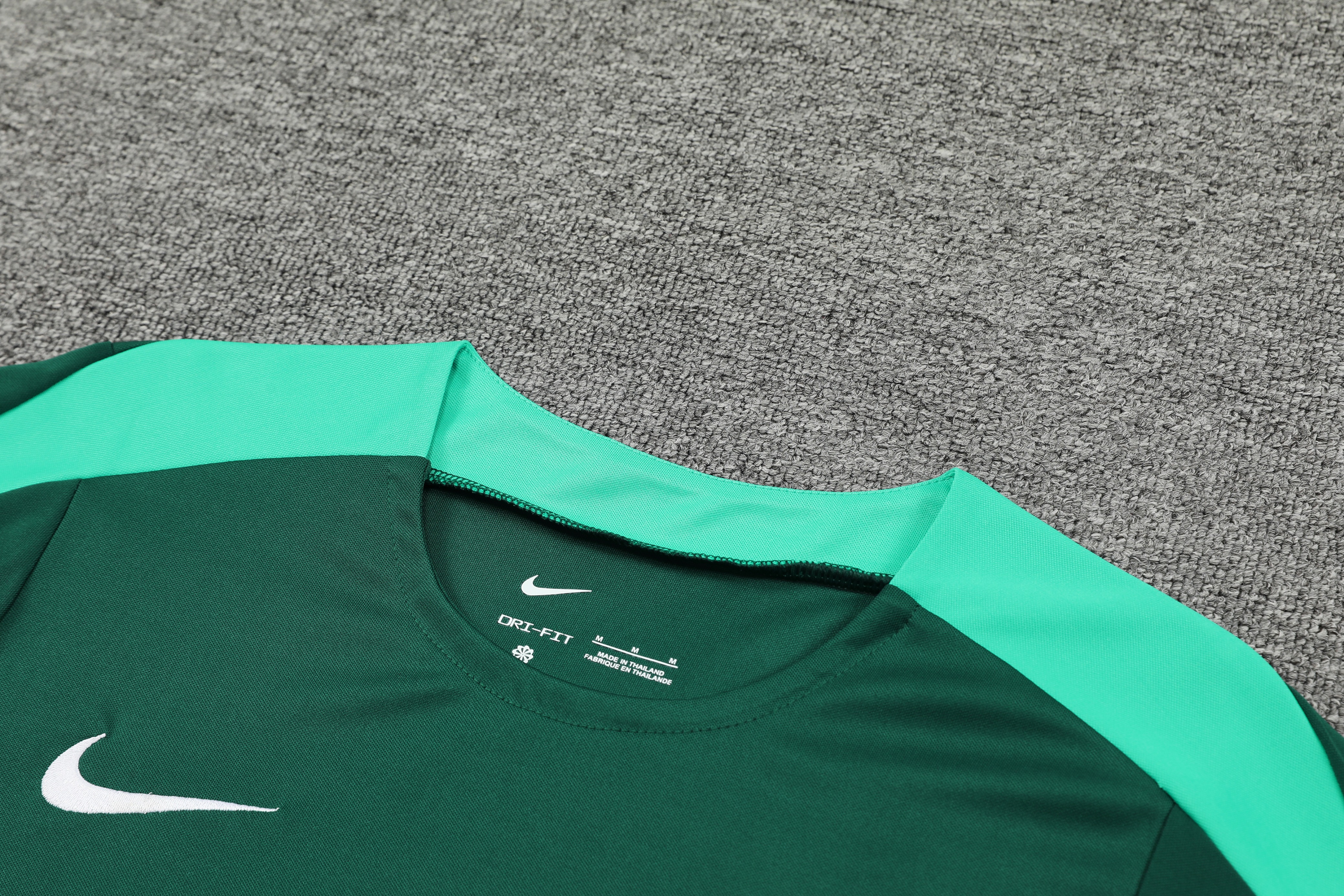 AlphaJersey-Portugal 2024 Short-Sleeve Training Set - Green