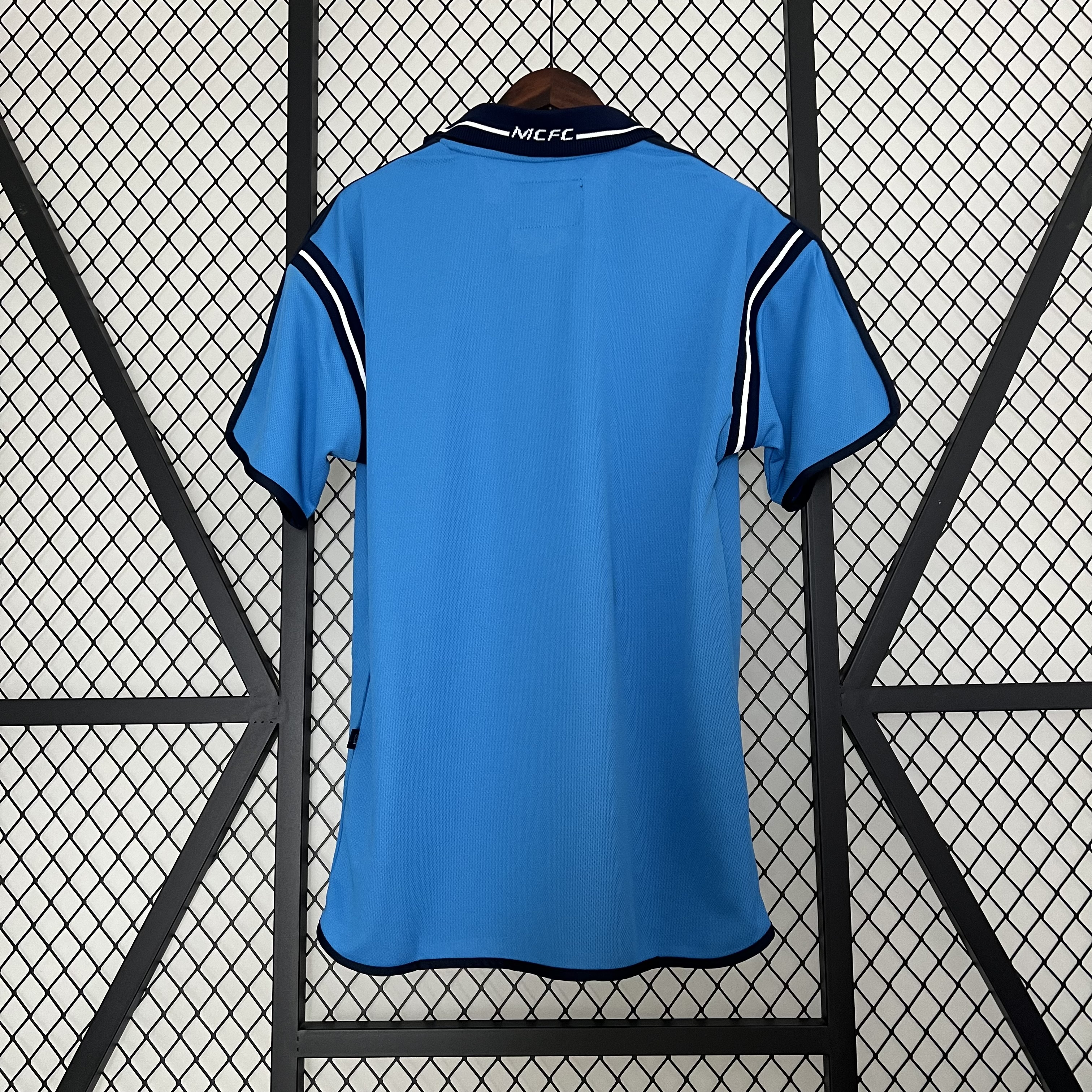 AlphaJersey-Retro Manchester City 2002-03 Home Stadium Jersey