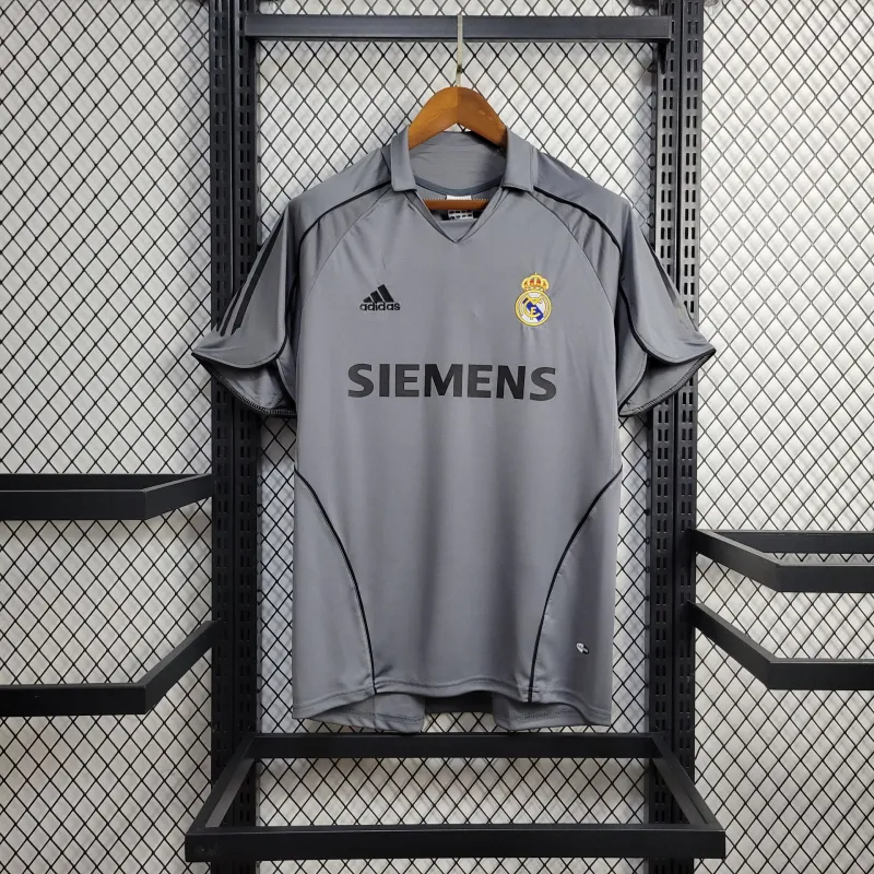 AlphaJersey-Retro Real Madrid 05-06 Third Jersey