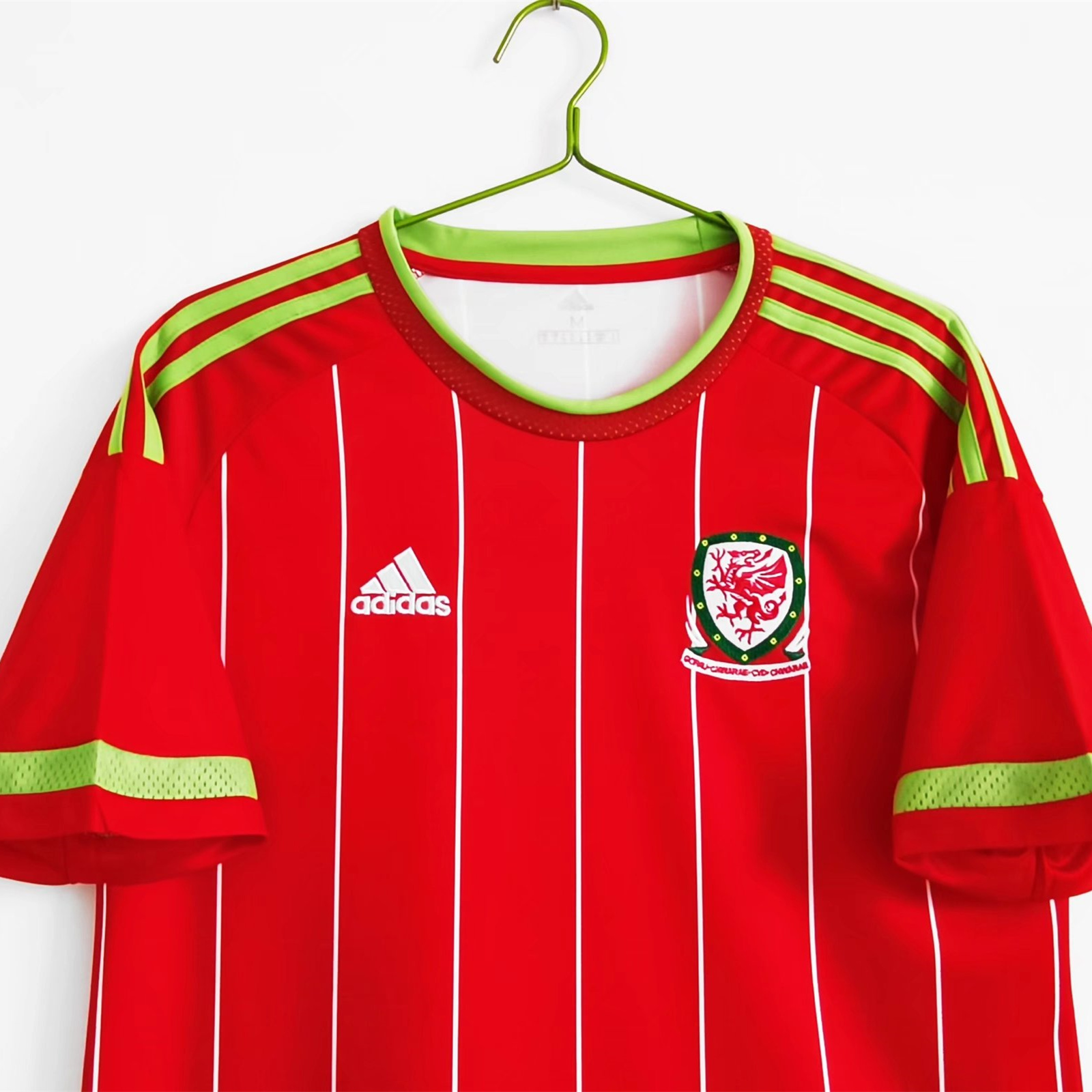 AlphaJersey-Retro Wales 2015 Home Stadium Jersey
