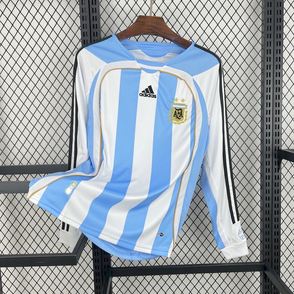 AlphaJersey-Retro Argentina 2006 Home Long Sleeves Jersey
