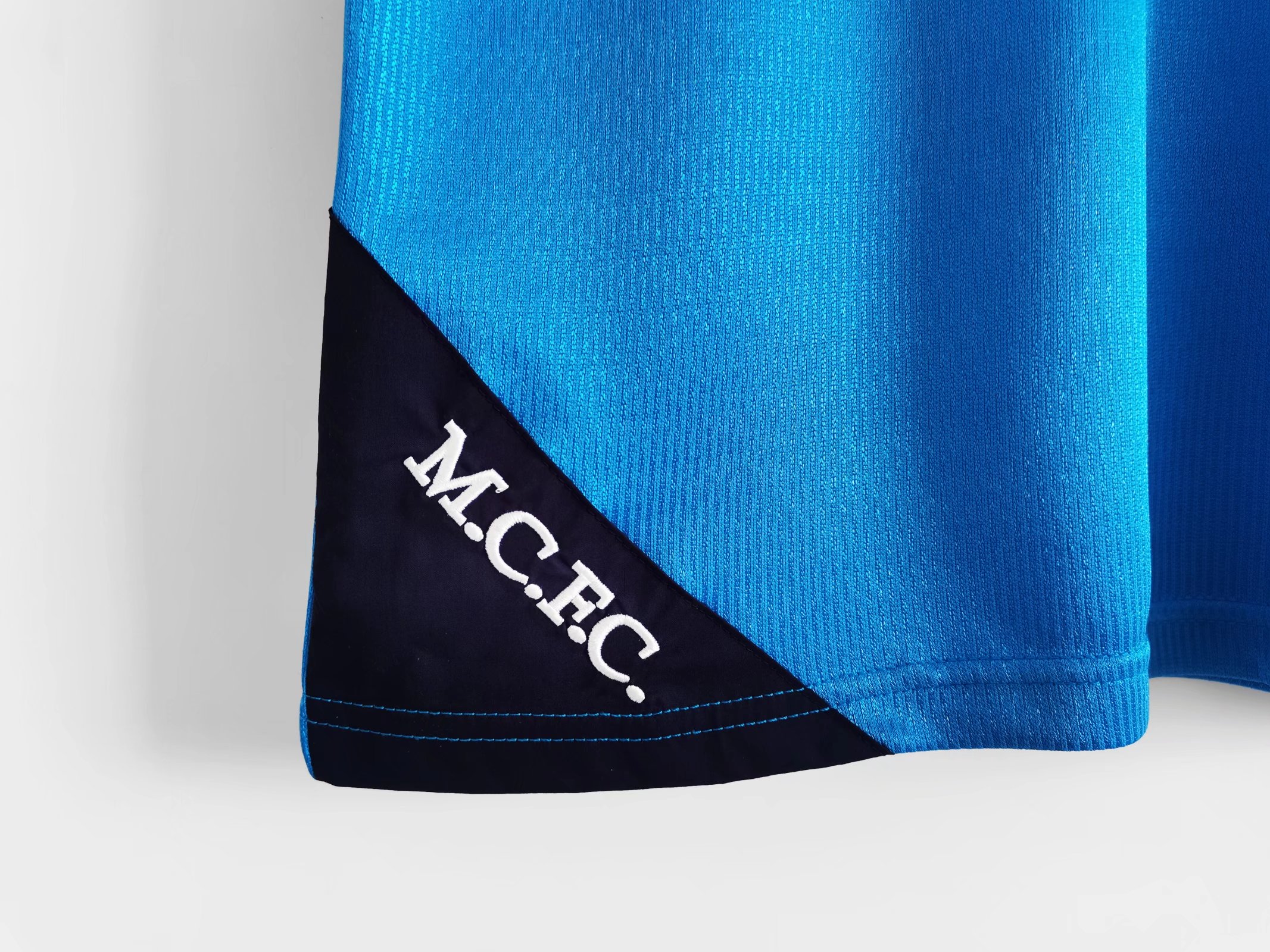 AlphaJersey-Retro Manchester City 1999-01 Home Stadium Jersey
