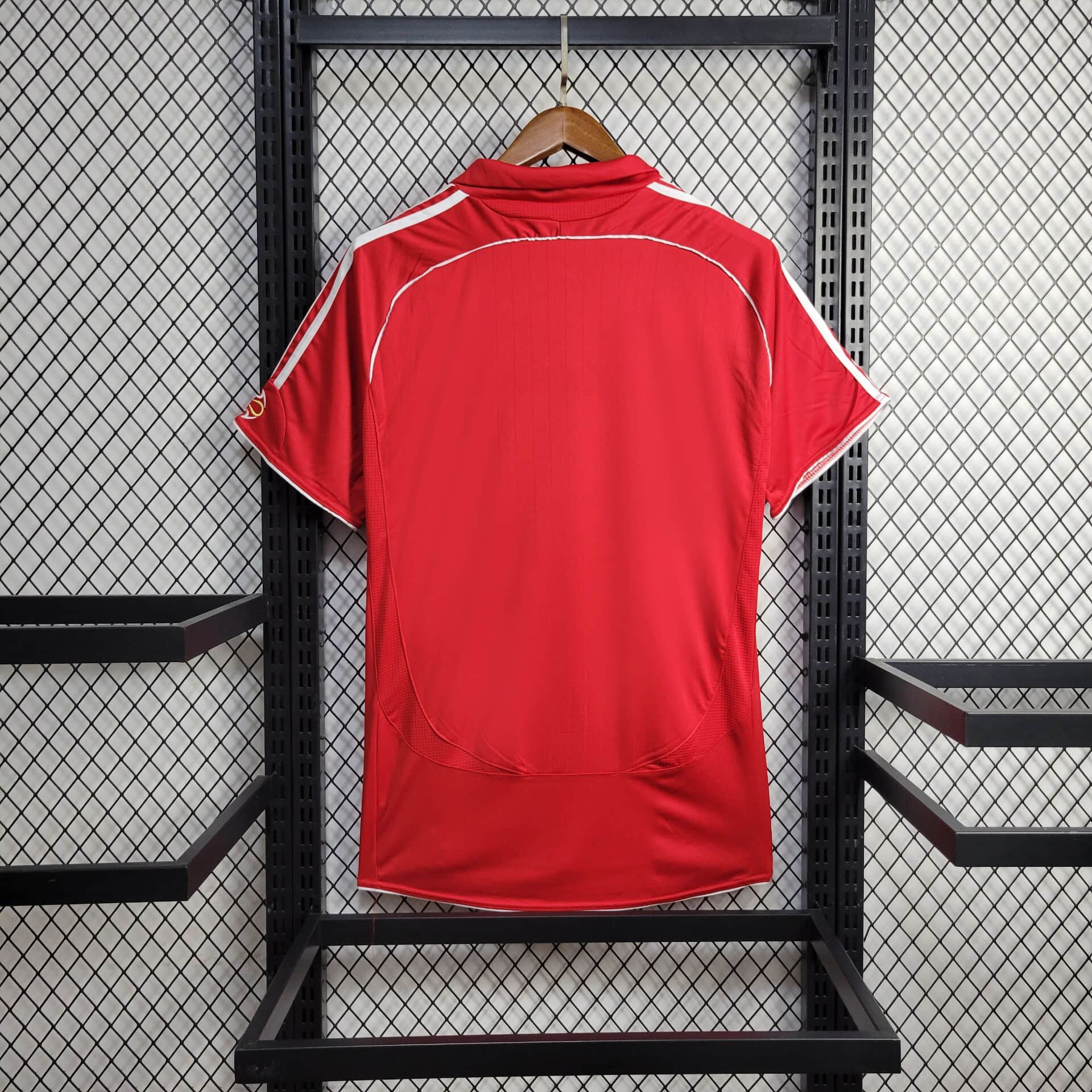 AlphaJersey-Retro Liver.pool 2006-07 Home Stadium Jersey