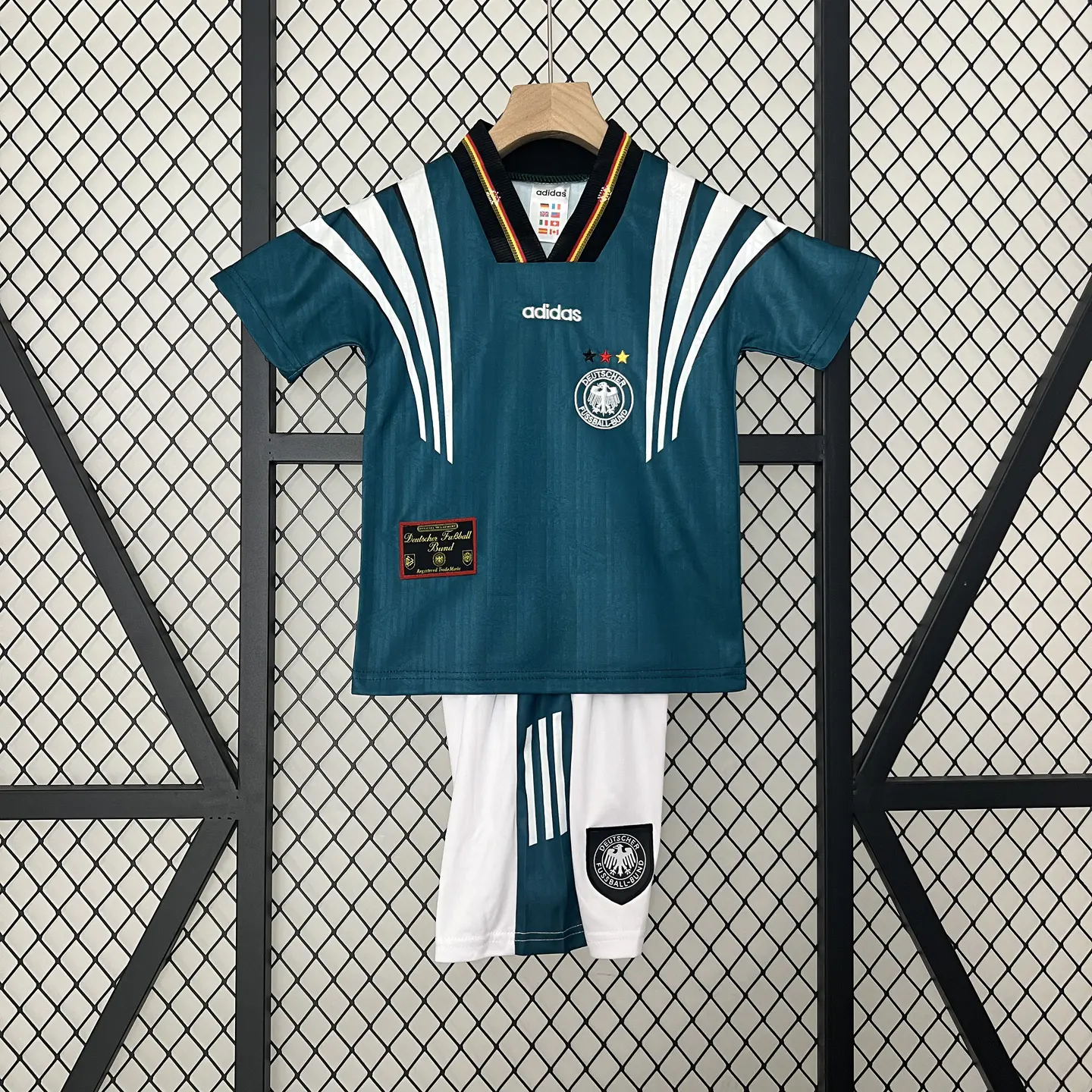Socce Jerseys-topleaguejerseys.com