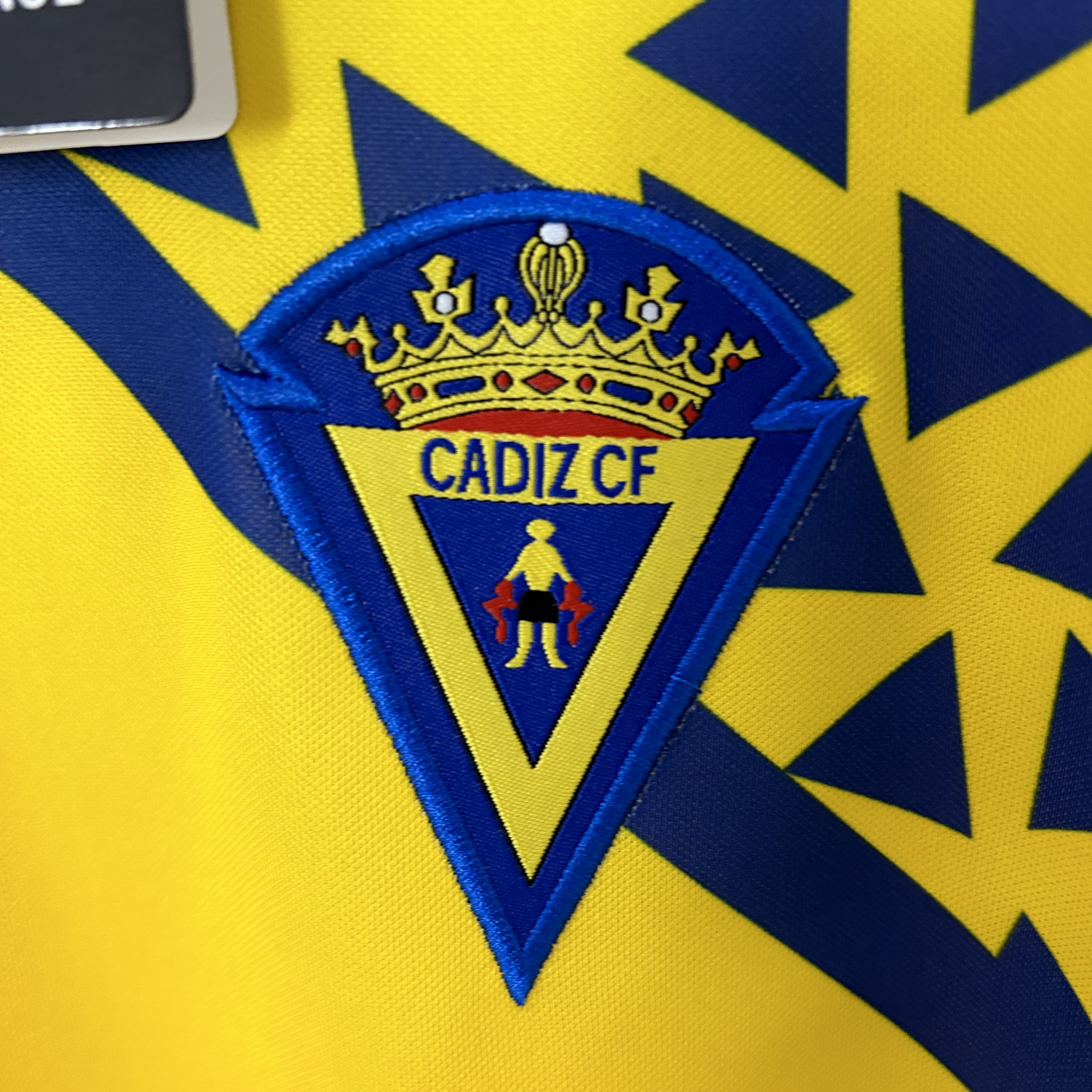 AlphaJersey-Retro Cádiz Cadiz 1991-92 Home Jersey