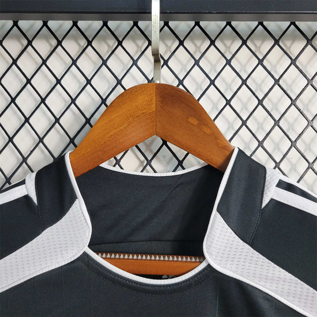 AlphaJersey-Real Madrid Retro 06-07 Away Stadium Jersey