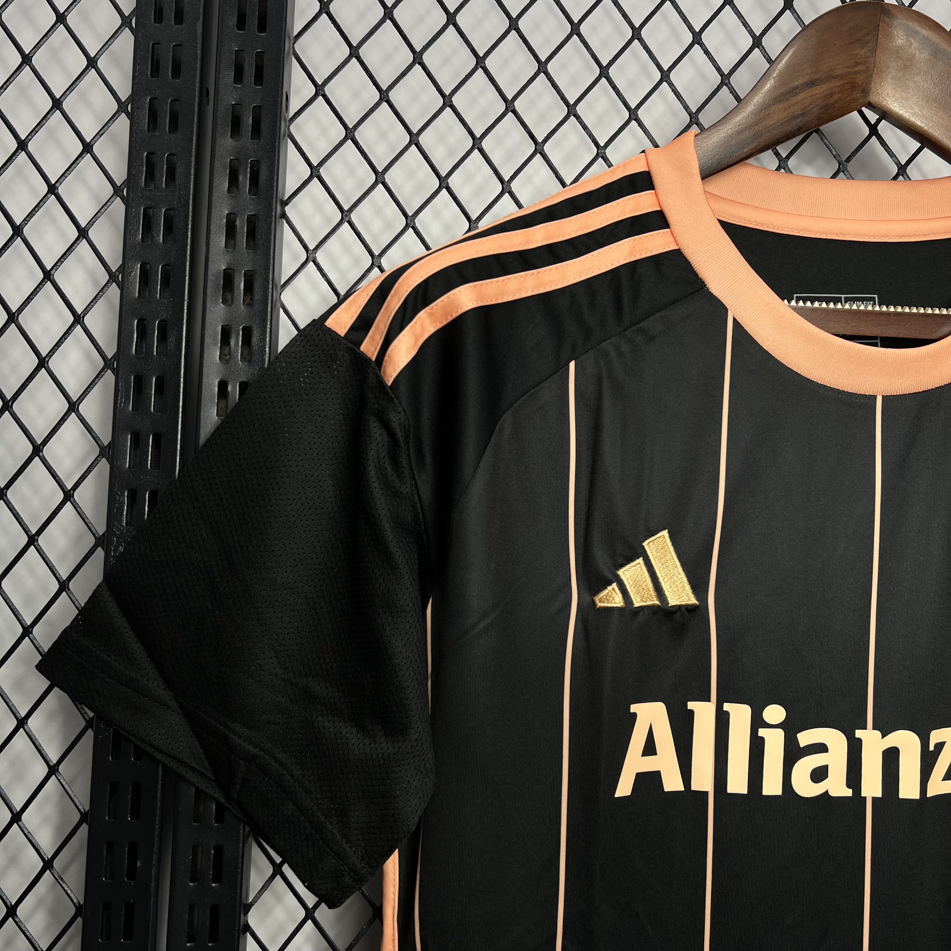 Socce Jerseys-topleaguejerseys.com