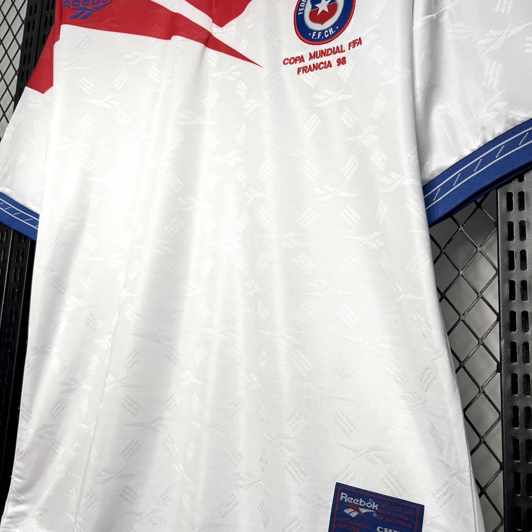 AlphaJersey-Retro Chile 1998 Away Jersey