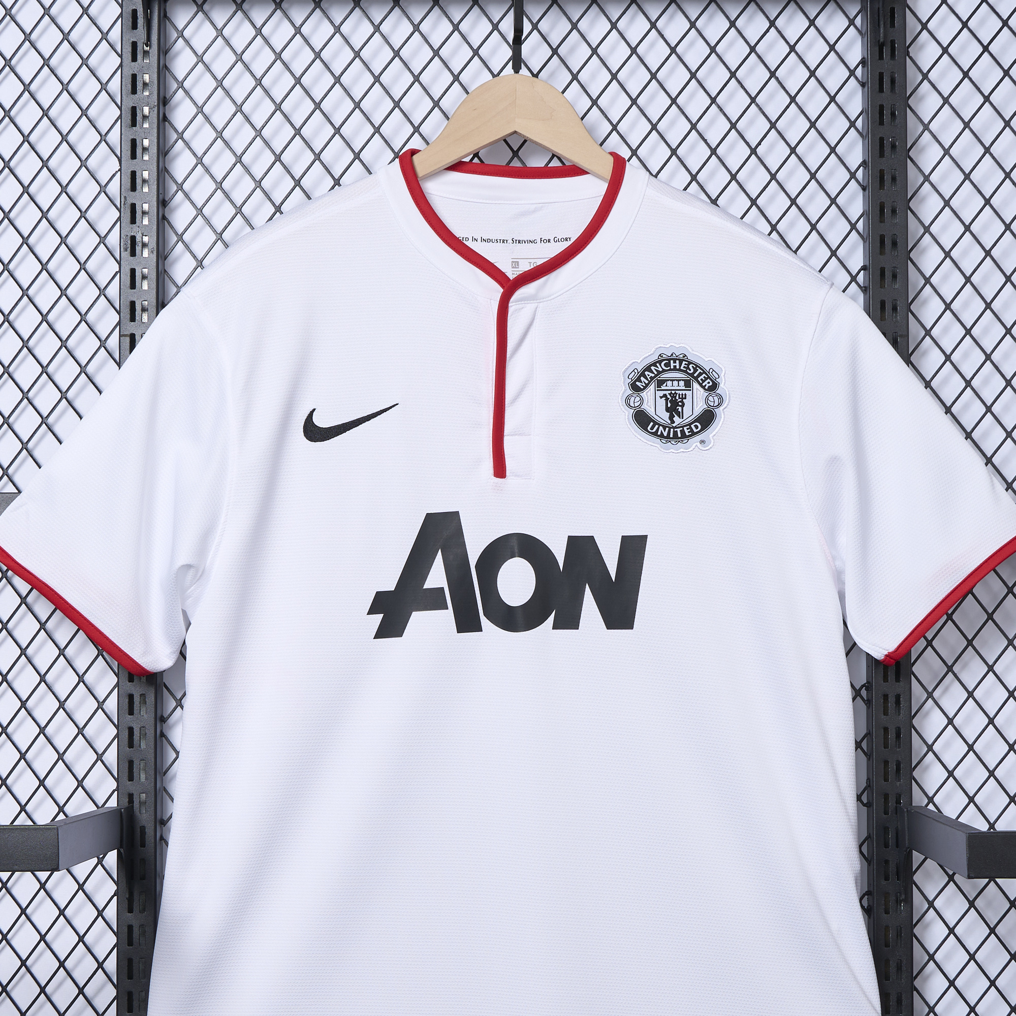 AlphaJersey-Retro Manchester United 13-14 Away Stadium Jersey