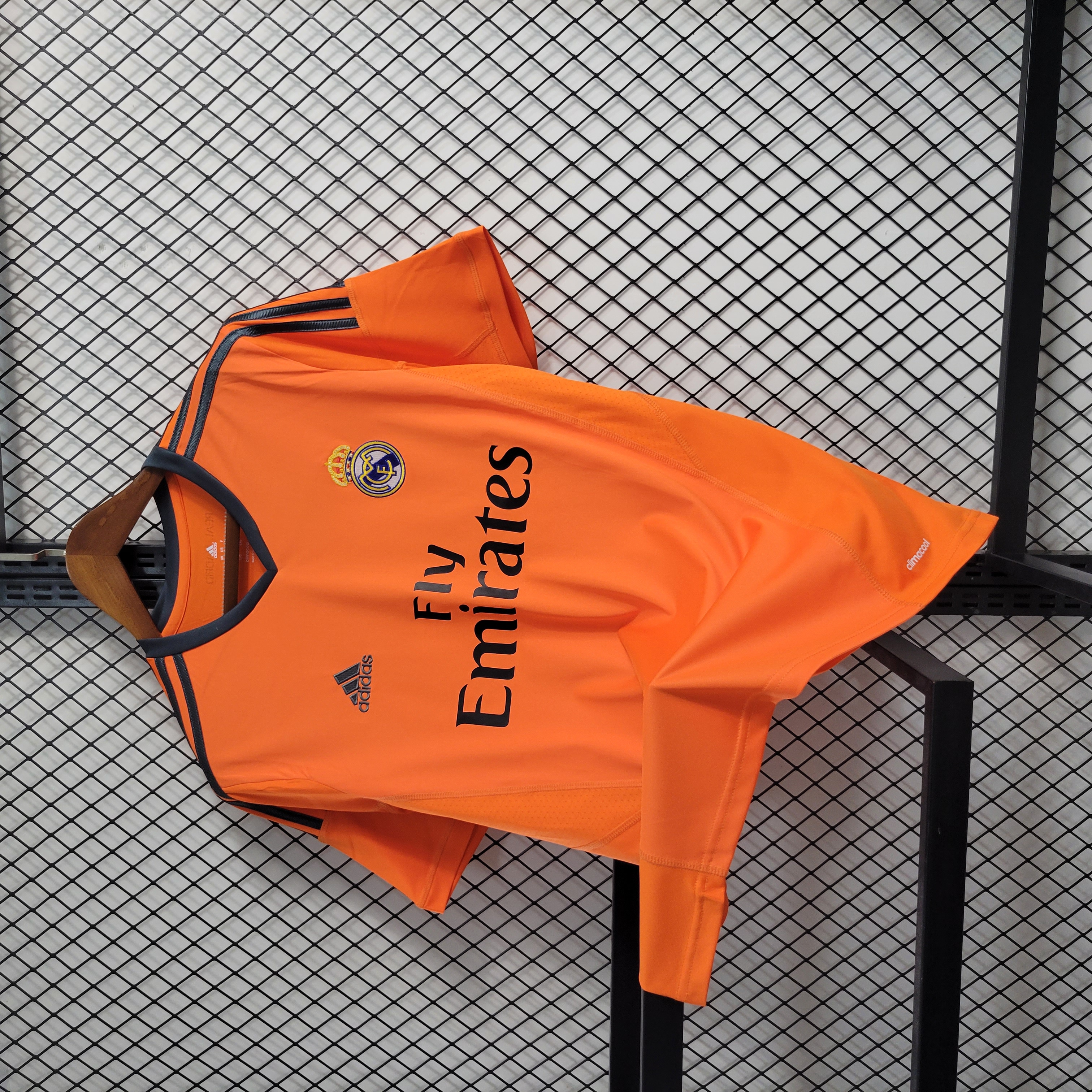 AlphaJersey-Retro Real Madrid 13-14 Third Jersey