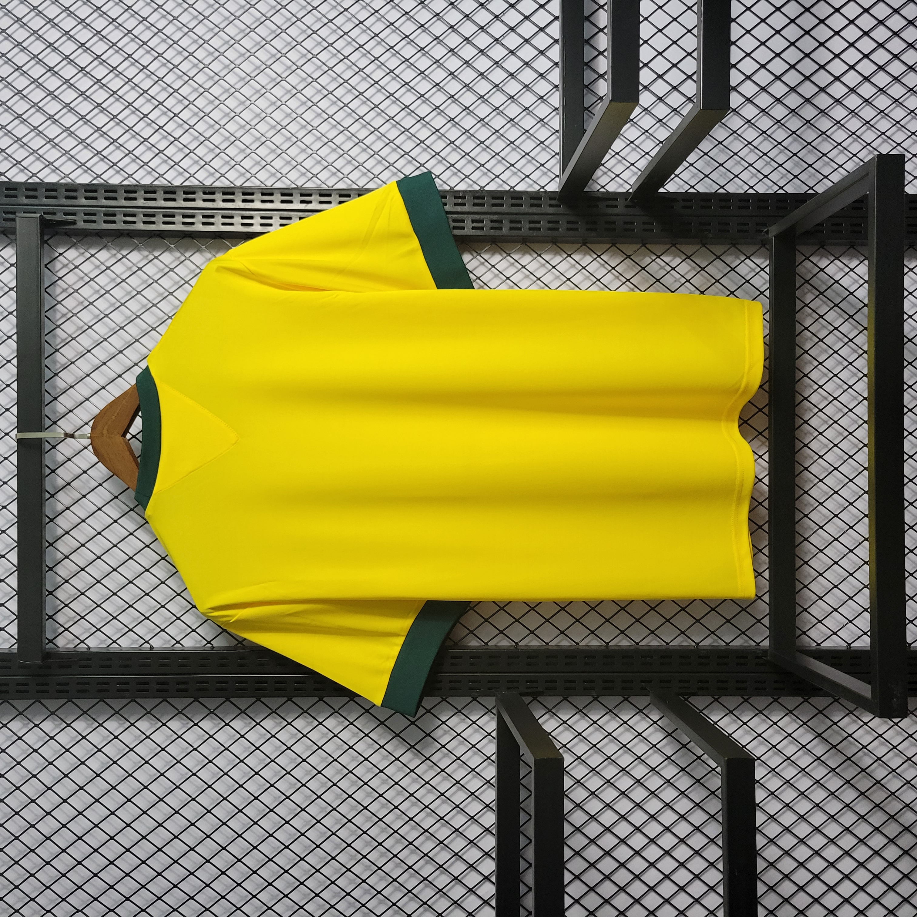 AlphaJersey-Retro Brazil 1970 Home Stadium Jersey
