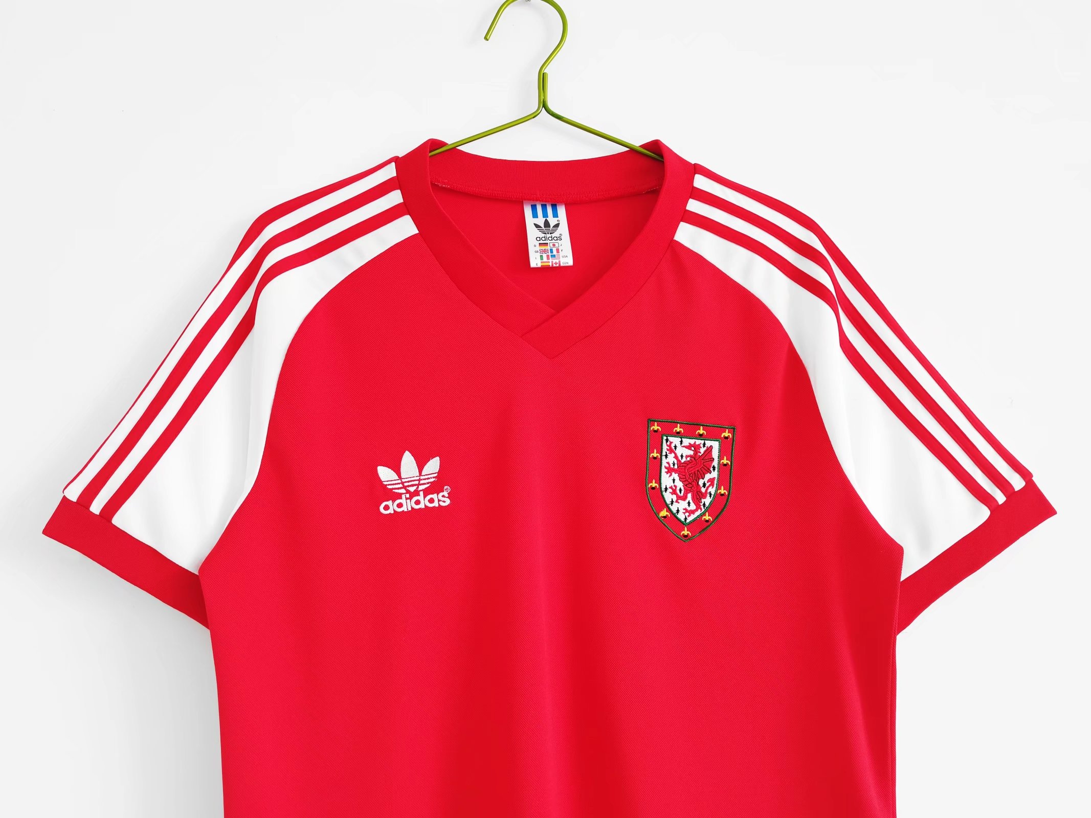 AlphaJersey-Retro Wales 1982 Home Stadium Jersey