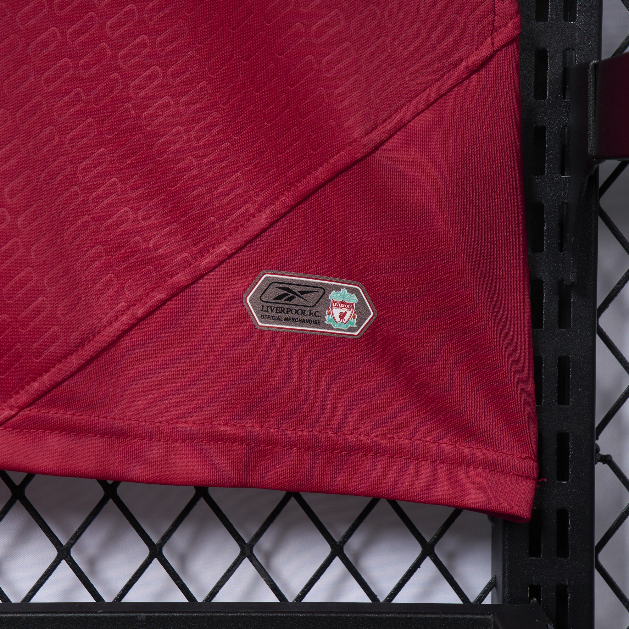 AlphaJersey-Retro Liver.pool 2005 Home Stadium Jersey - with UEFA Champions League Final Patch