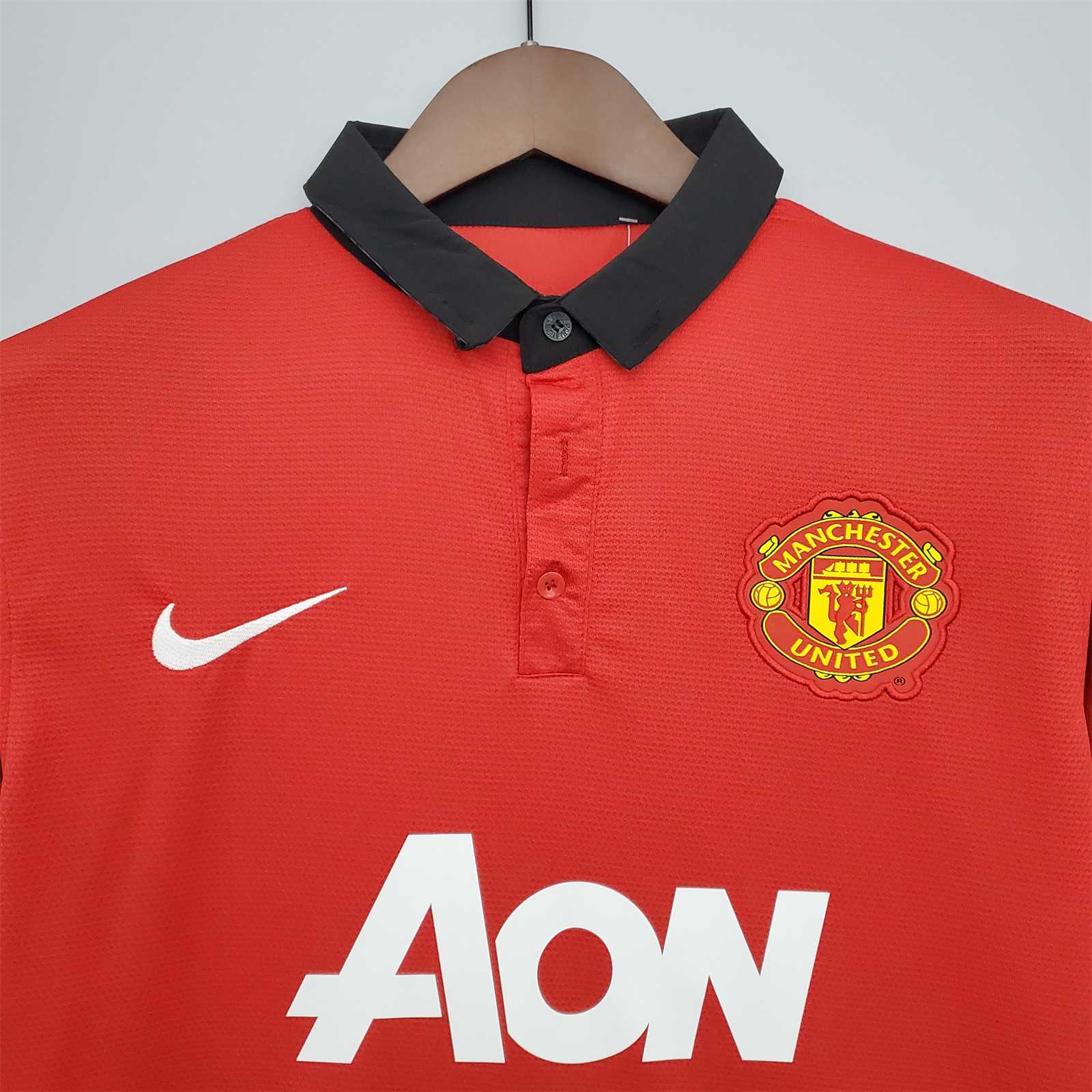 AlphaJersey-Retro Manchester United 13-14 Home Stadium Jersey