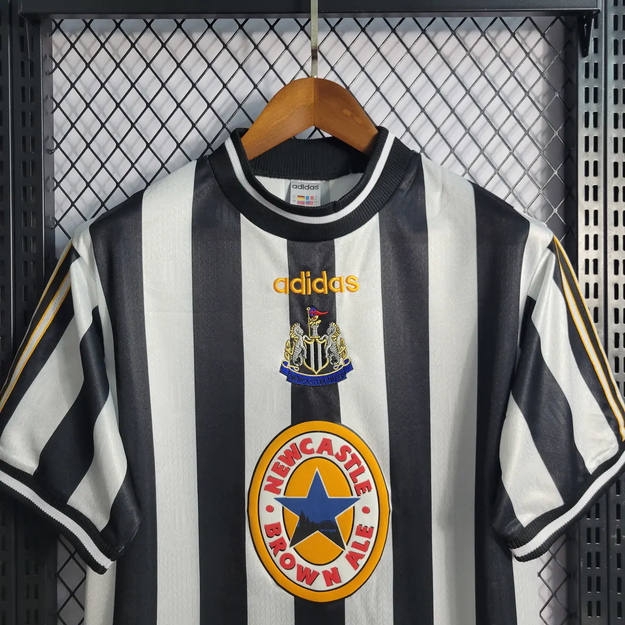 Socce Jerseys-topleaguejerseys.com