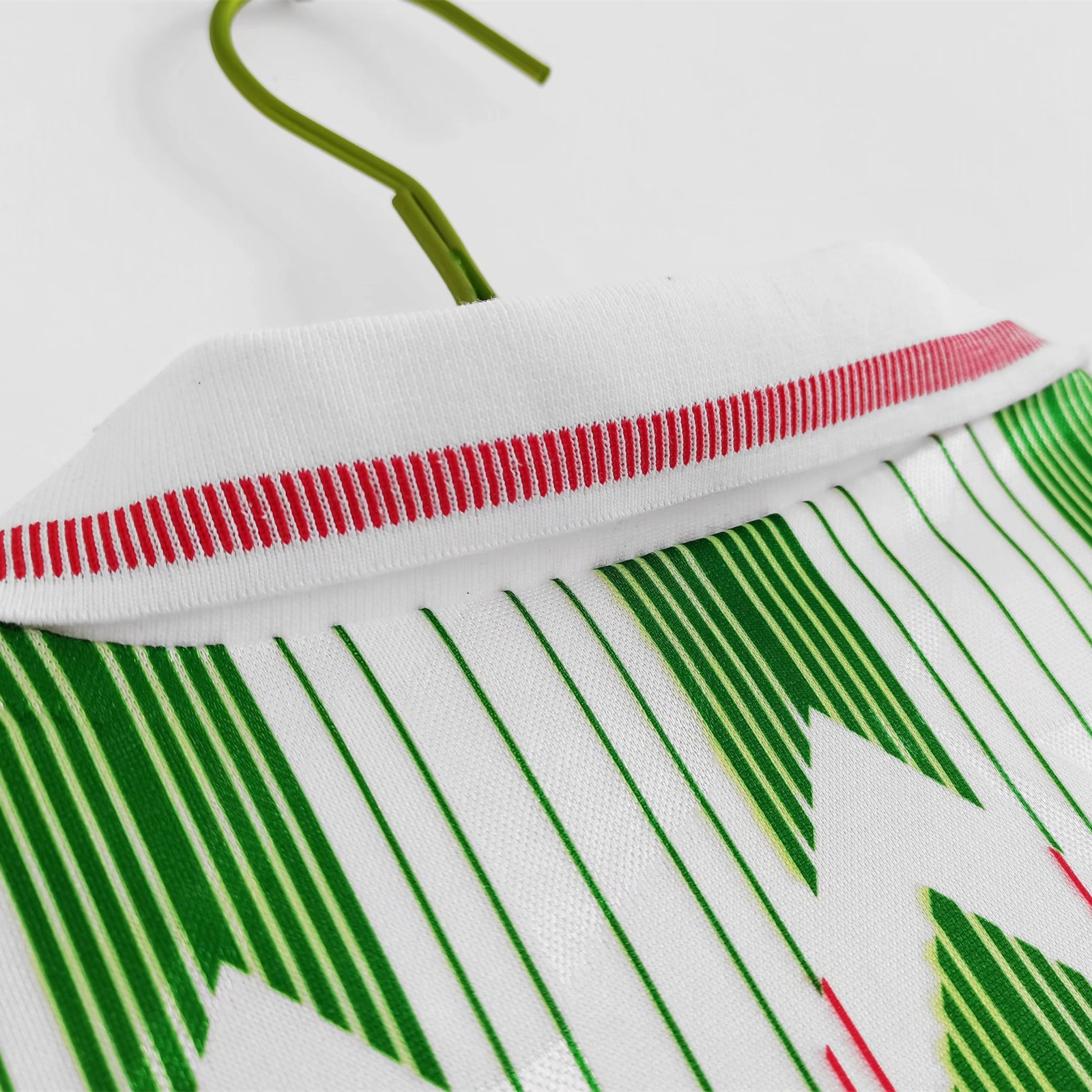 AlphaJersey-Retro Wales 1990-92 Away Stadium Jersey