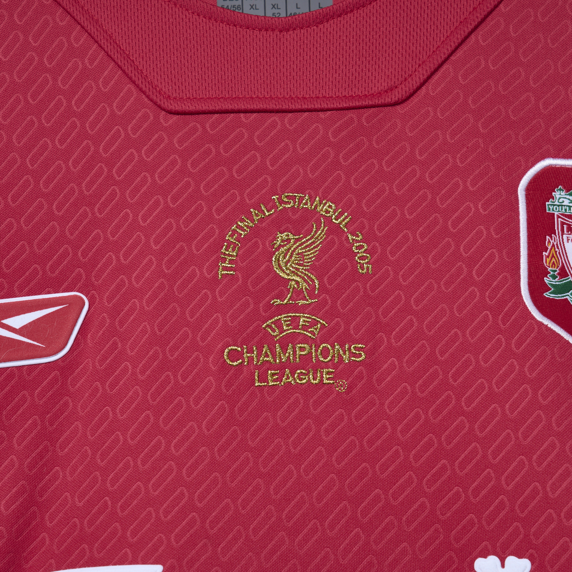 AlphaJersey-Retro Liver.pool 2005 Home Stadium Jersey - with UEFA Champions League Final Patch