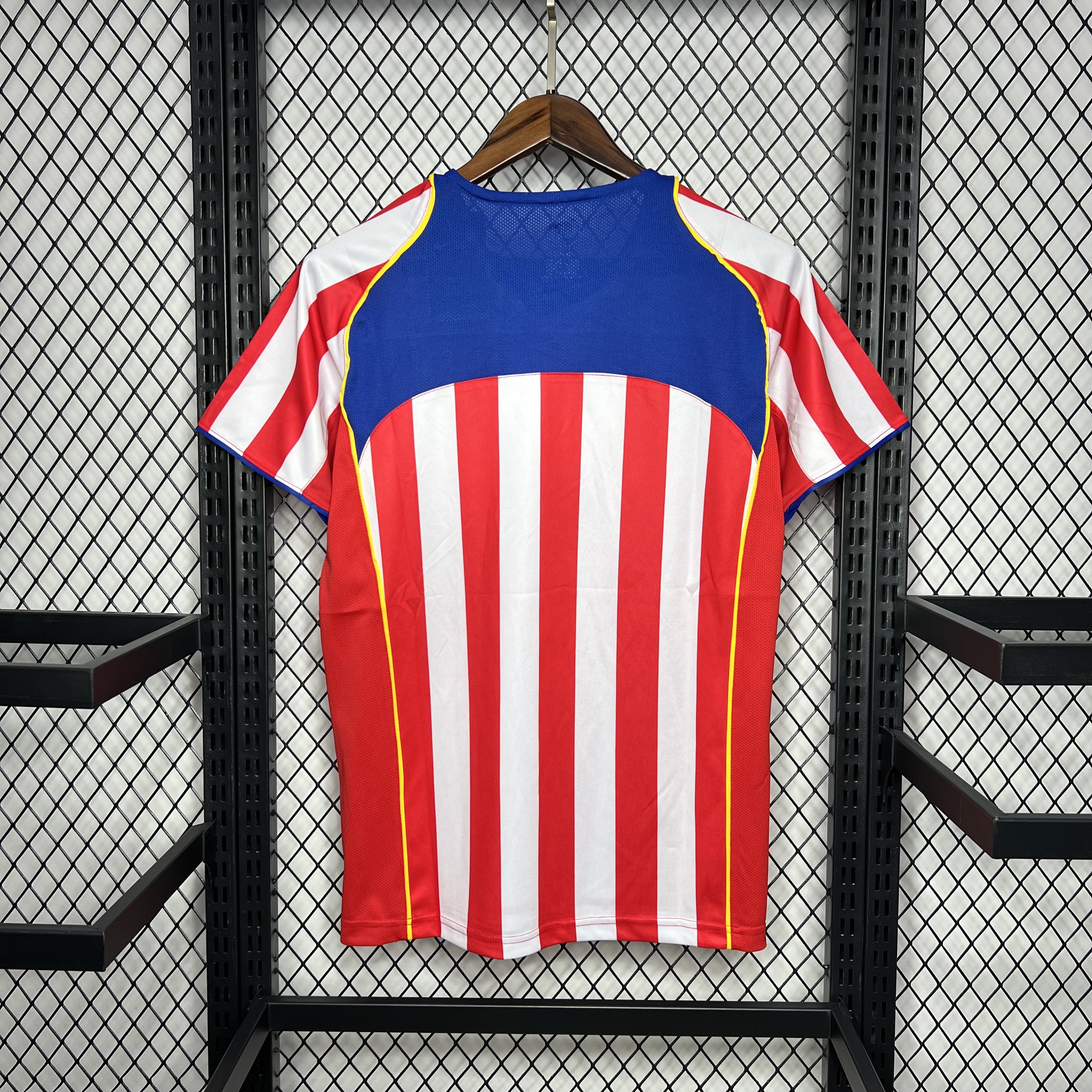 AlphaJersey-Retro Atletico Madrid 2004-05 Home Stadium Jersey - S.p.i.d.e.r M.a.n