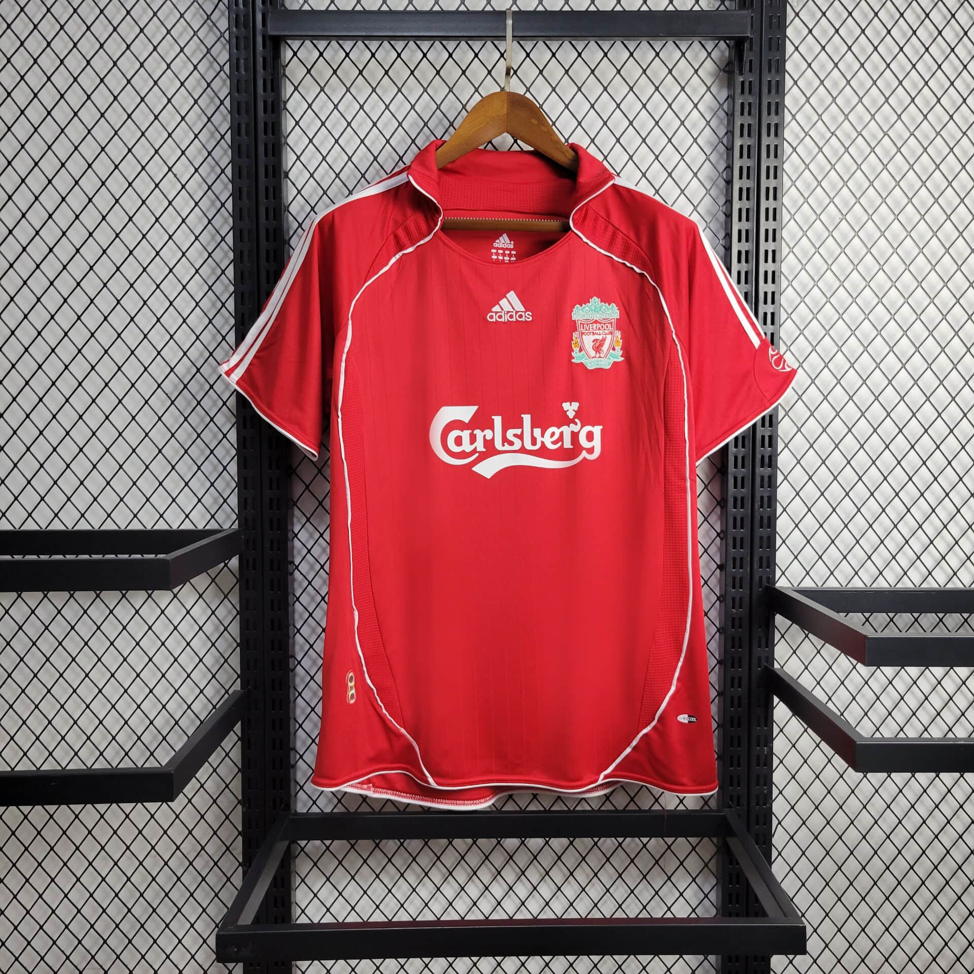AlphaJersey-Retro Liver.pool 2006-07 Home Stadium Jersey