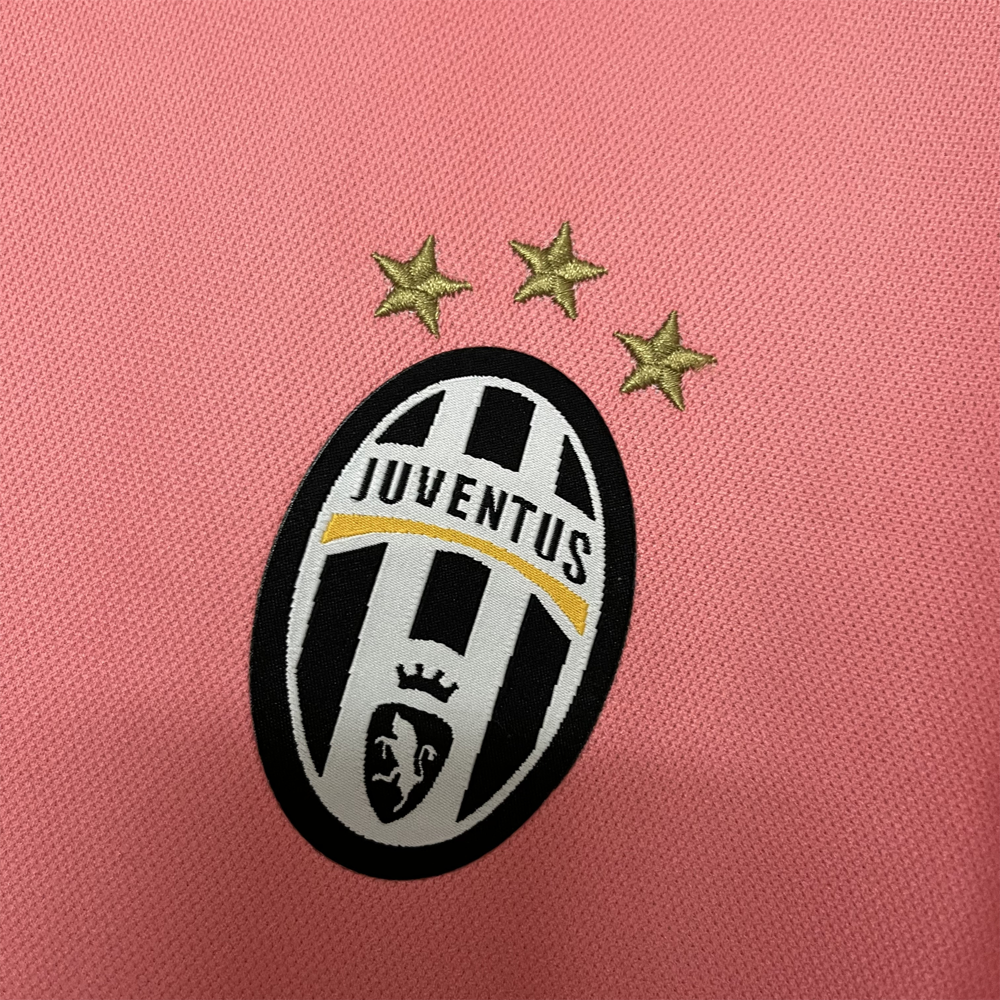 AlphaJersey-Retro Juventus 2015-16 Away Stadium Jersey