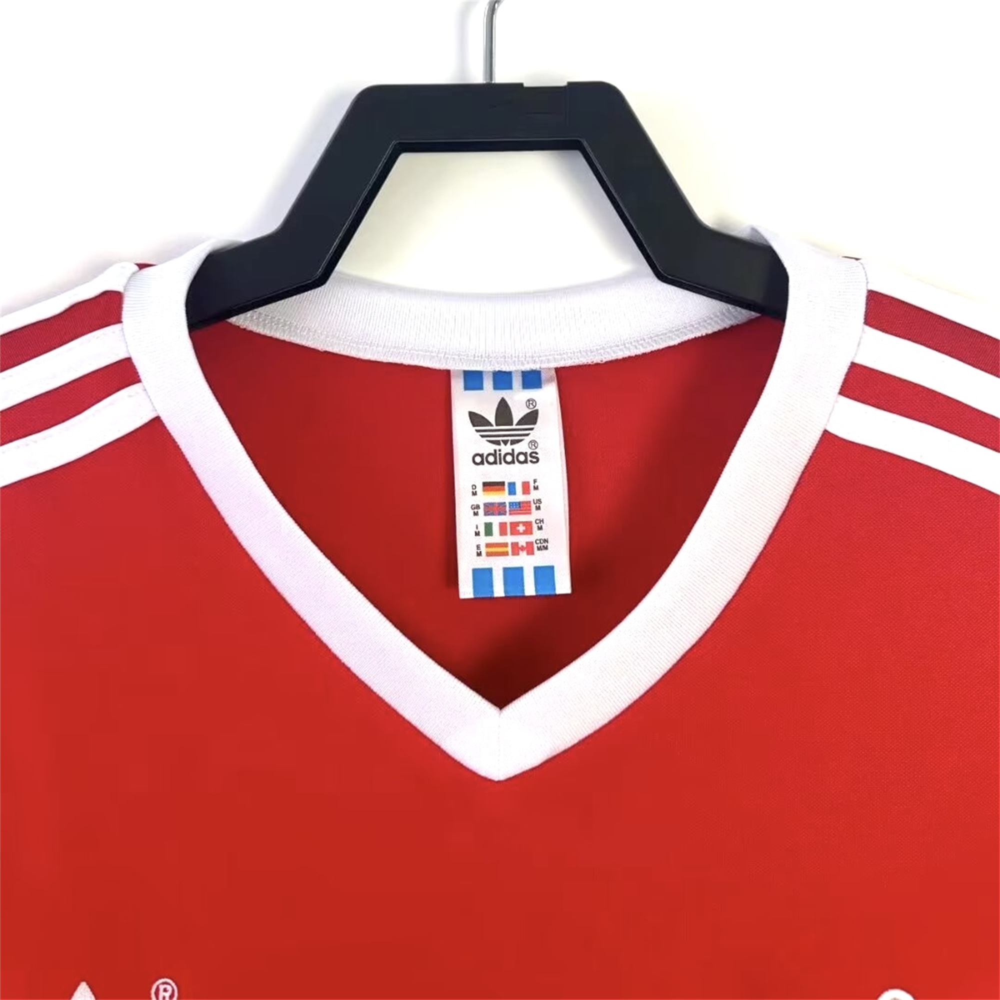 AlphaJersey-Retro Nottingham Forest 1977-80 Home Jersey
