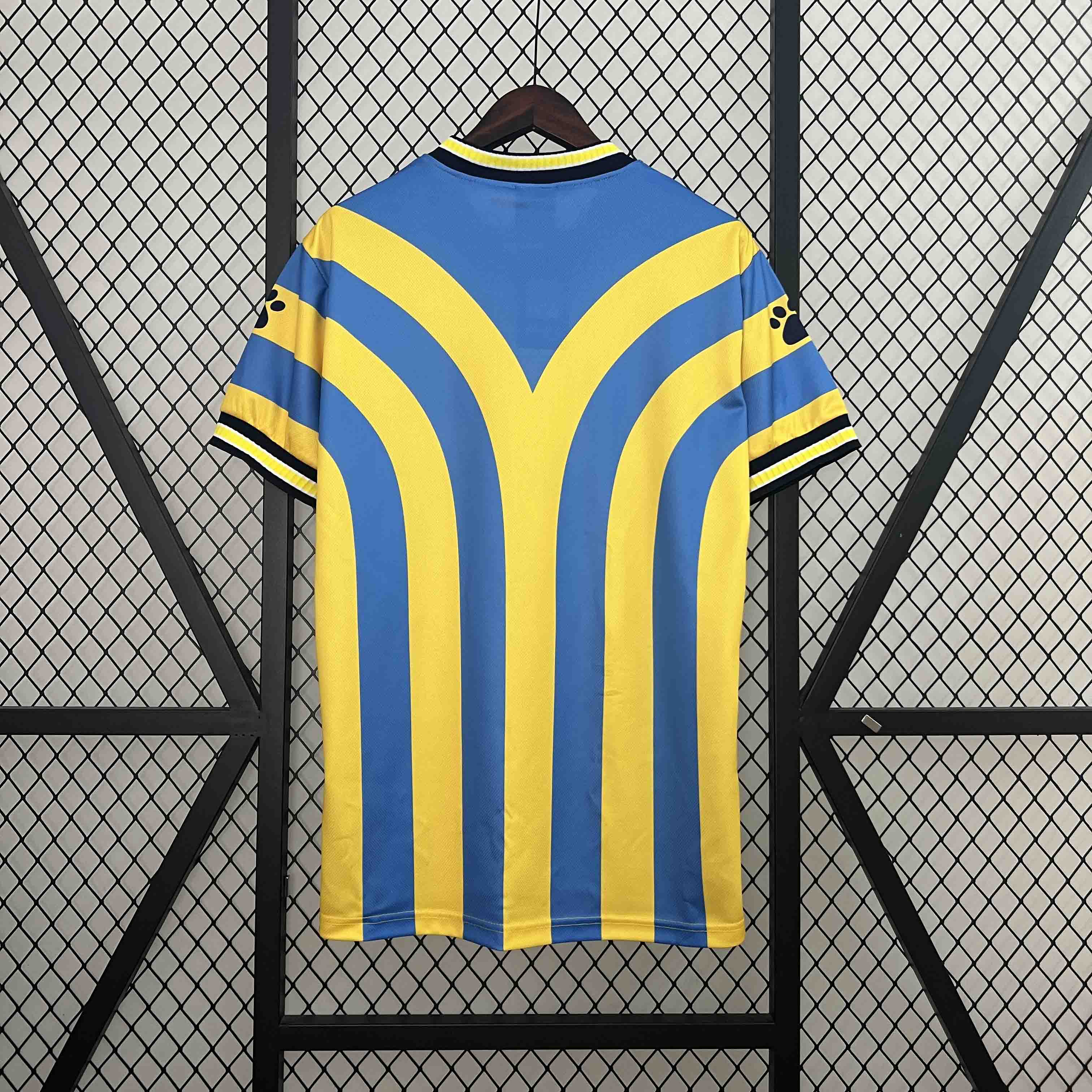 AlphaJersey-Retro Málaga 1997-98 Away Jersey