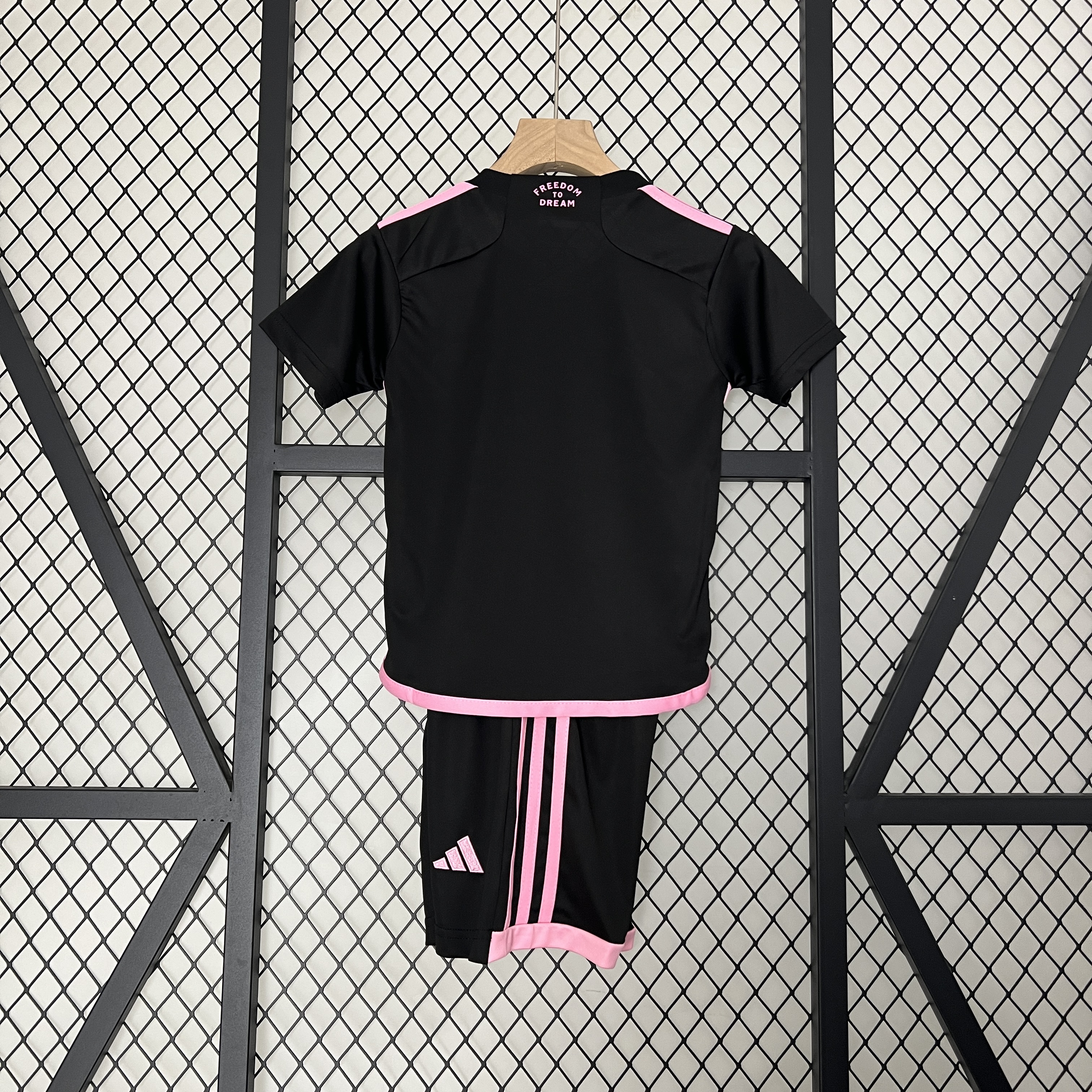 AlphaJersey-Inter Miami 2024 Away Stadium Kids Kit