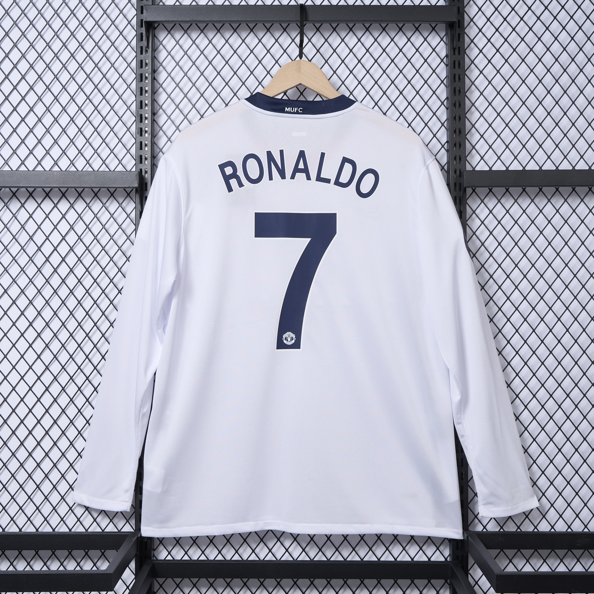 AlphaJersey-Retro Manchester United 08-09 Away Long Sleeve Jersey