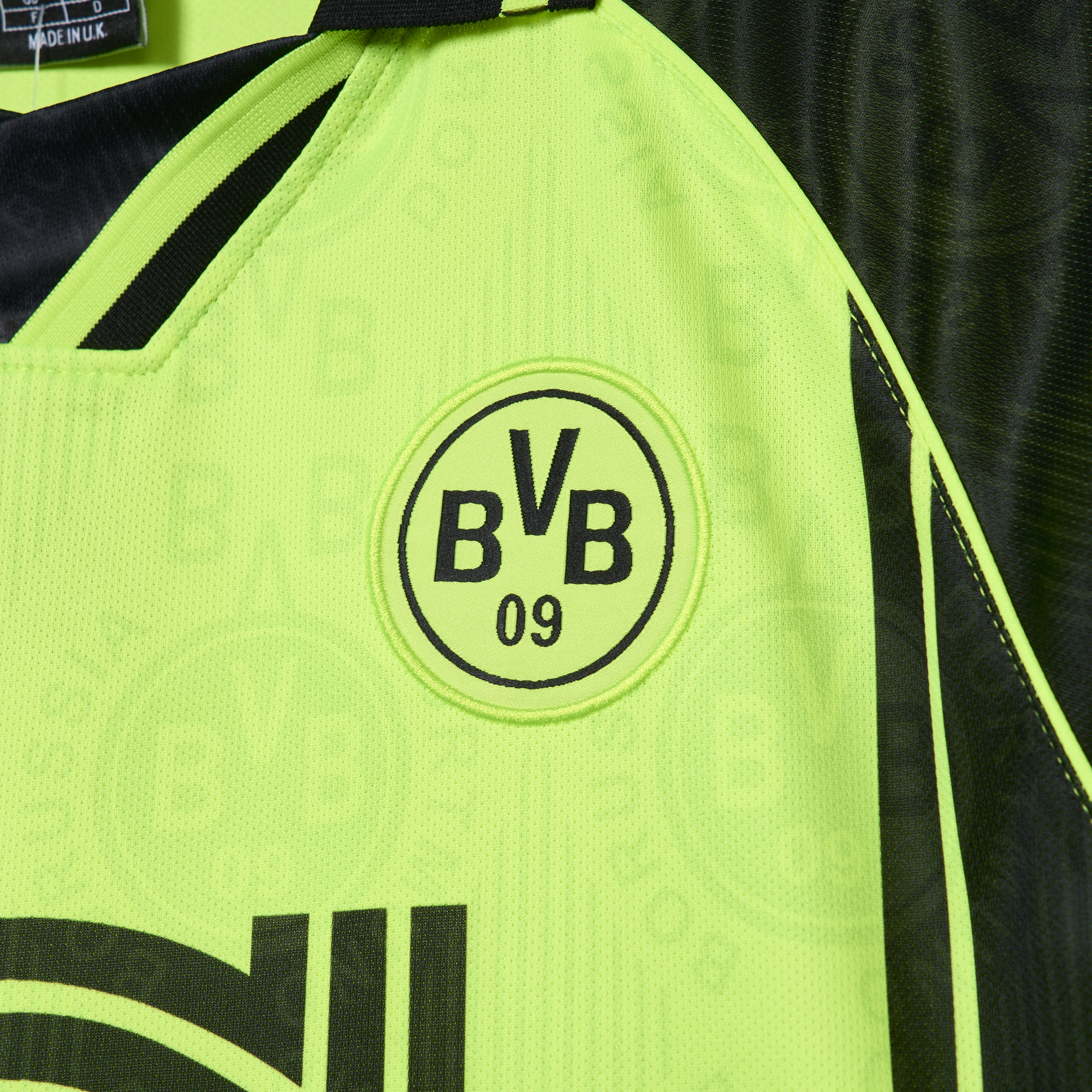 AlphaJersey-Retro Dortmund 1996-97 European Home Jersey