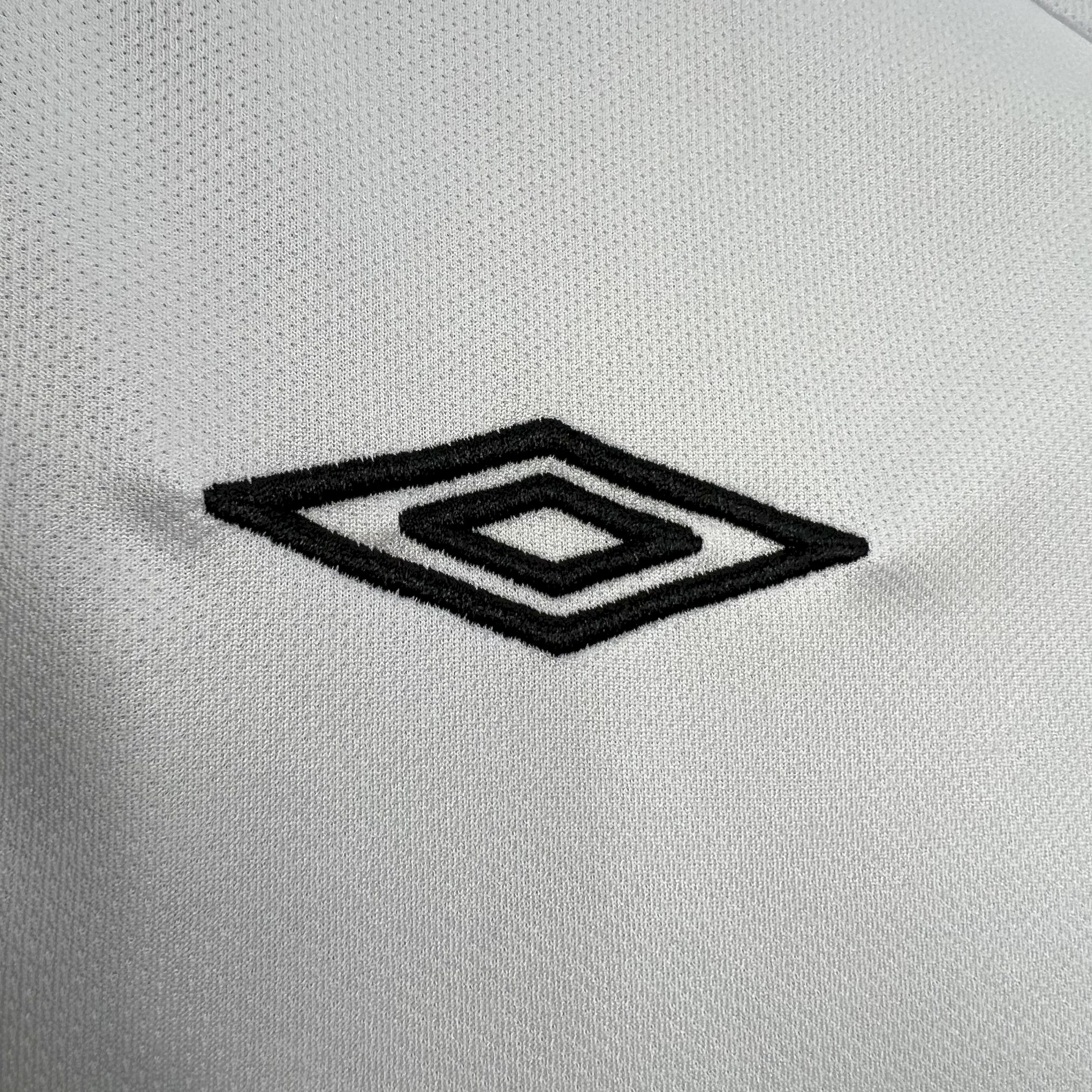 AlphaJersey-Retro Colo Colo 2006 Home Long Sleeve Jersey