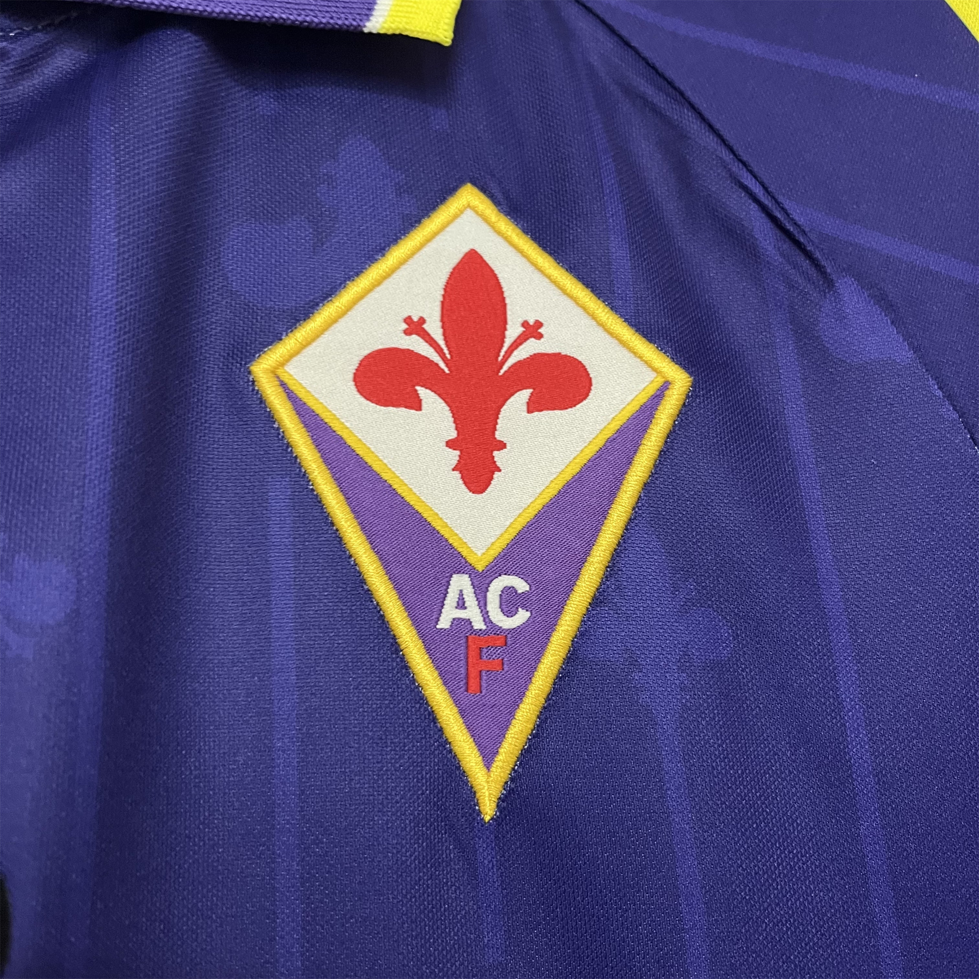 AlphaJersey-Retro Fiorentina 1997-98 Home Stadium Jersey