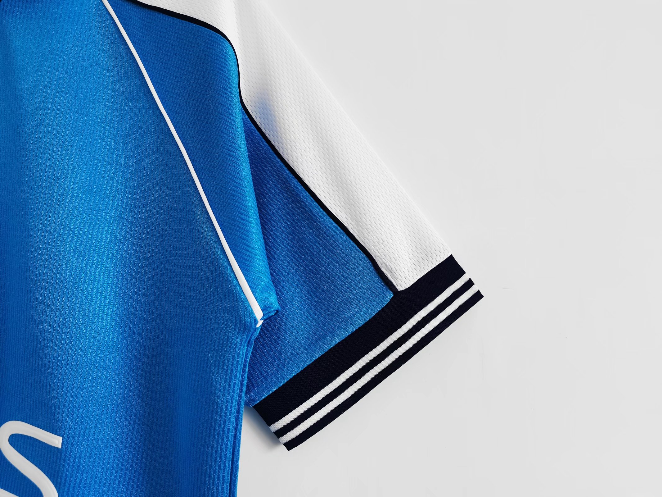 AlphaJersey-Retro Manchester City 1999-01 Home Stadium Jersey
