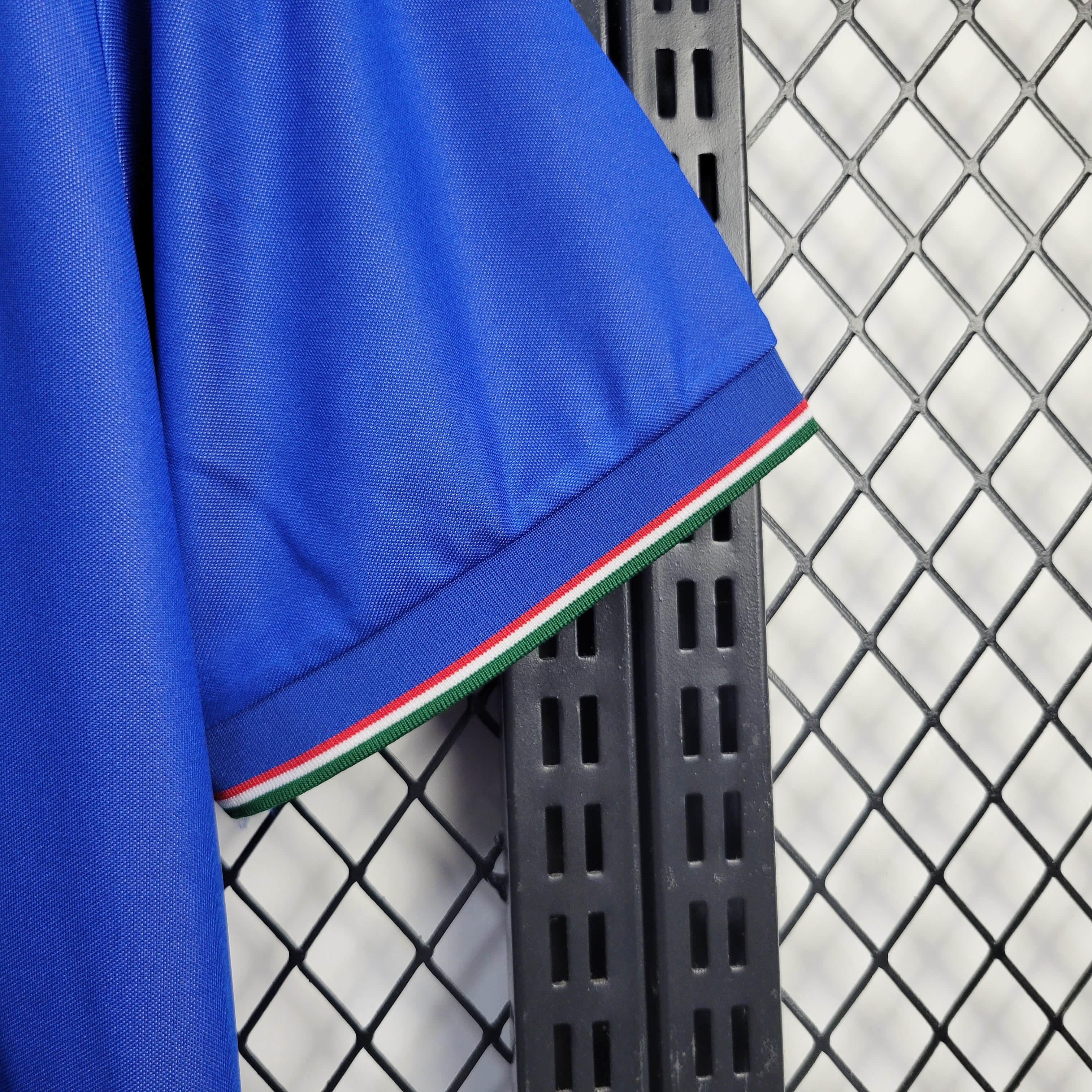 AlphaJersey-Retro Italy 1990 Home Stadium Jersey