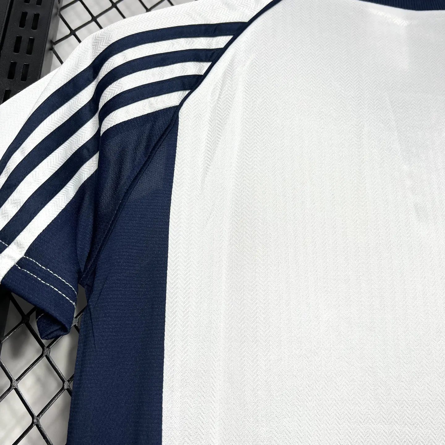 Socce Jerseys-topleaguejerseys.com