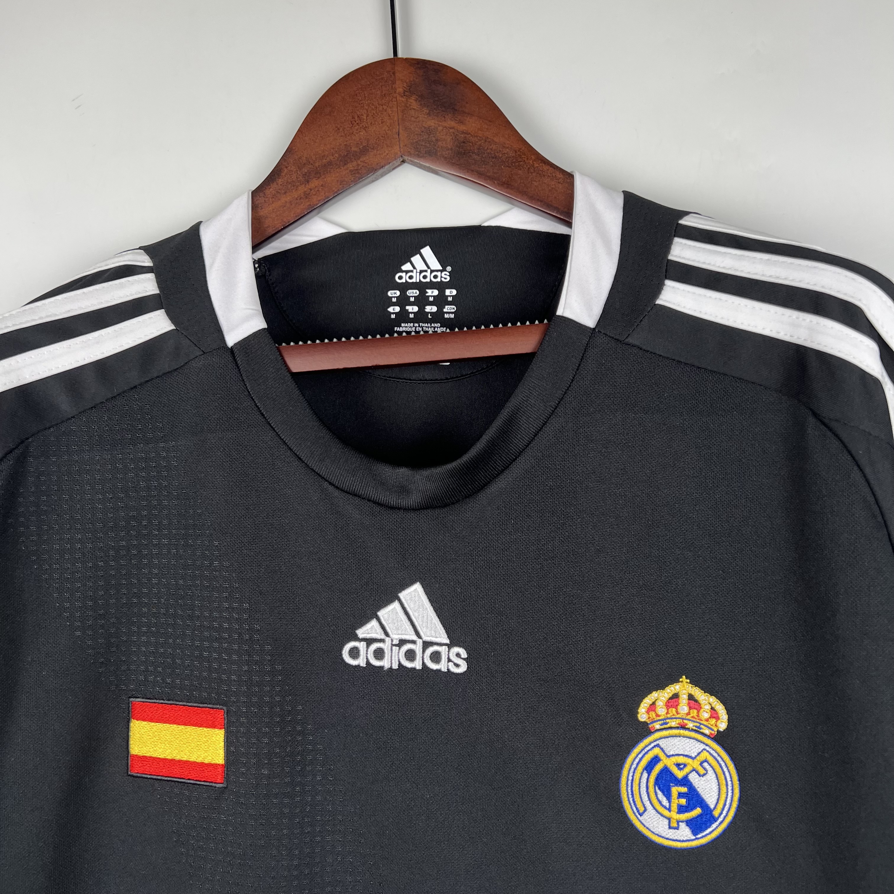 AlphaJersey-Retro Real Madrid 08-09 Third Jersey