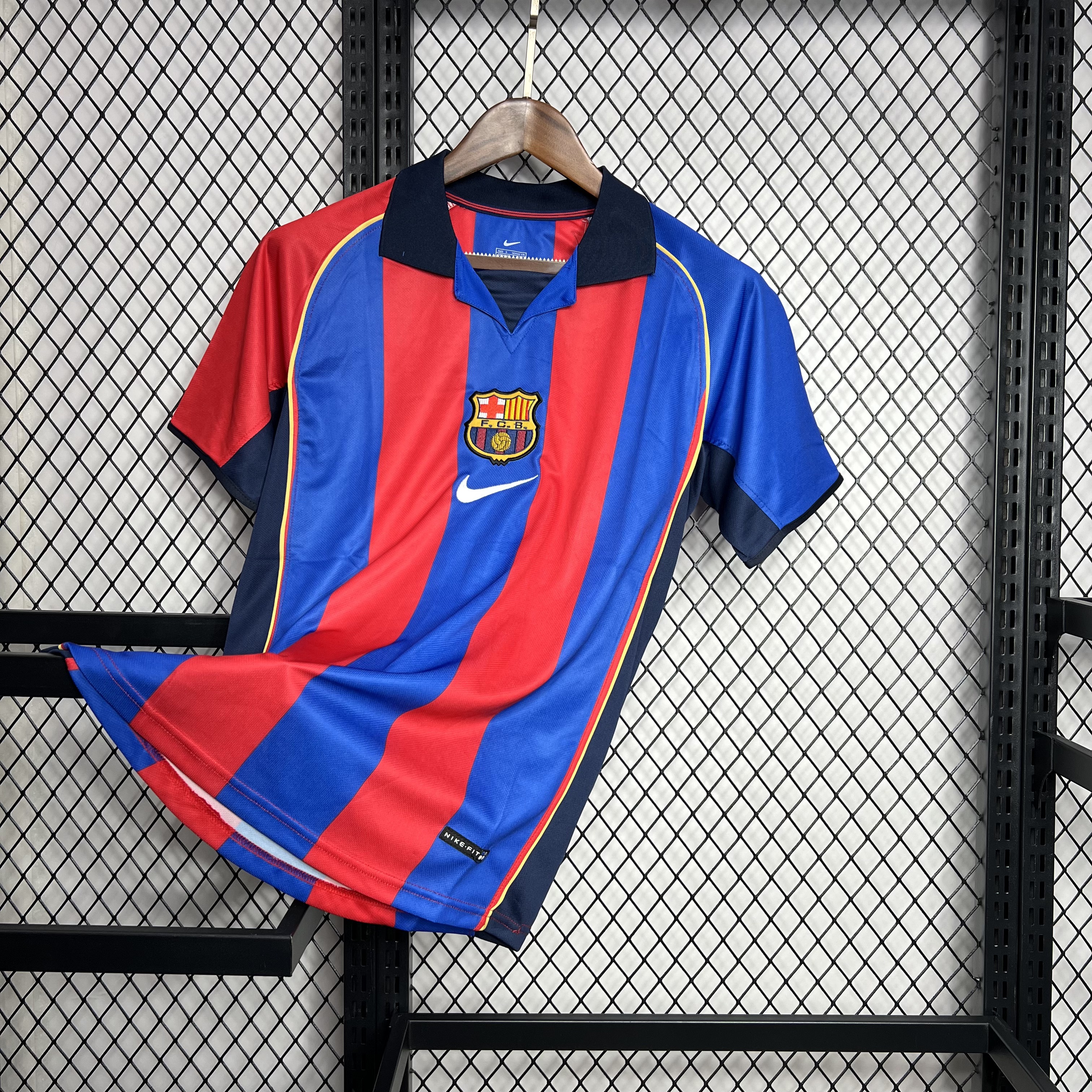 AlphaJersey-Retro Barcelona 01-02 Home Stadium Jersey