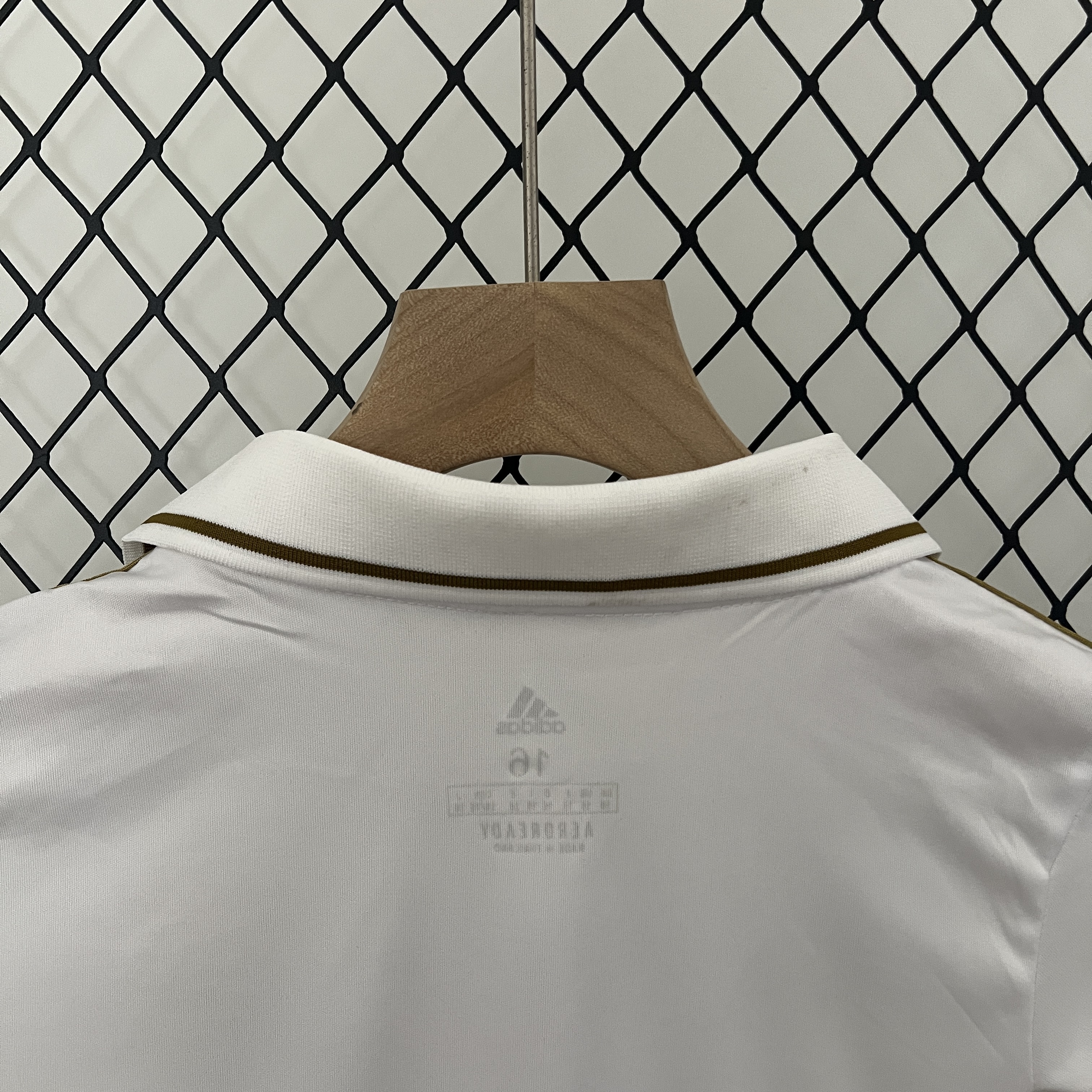 AlphaJersey-Retro Real Madrid 11-12 Home Stadium Kids Kit