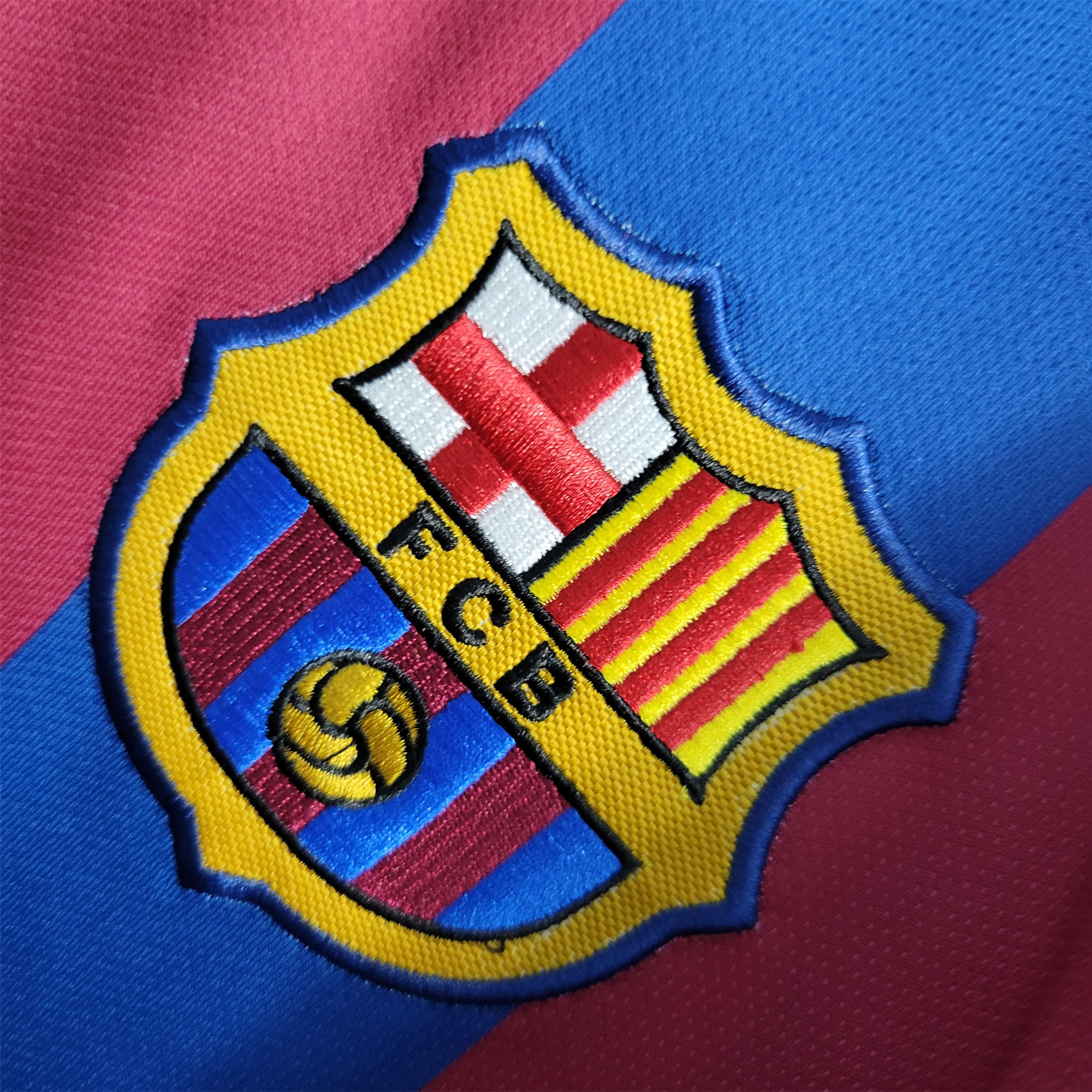 AlphaJersey-Retro Barcelona 05-06 Home Stadium Jersey - UEFA Champions League Final