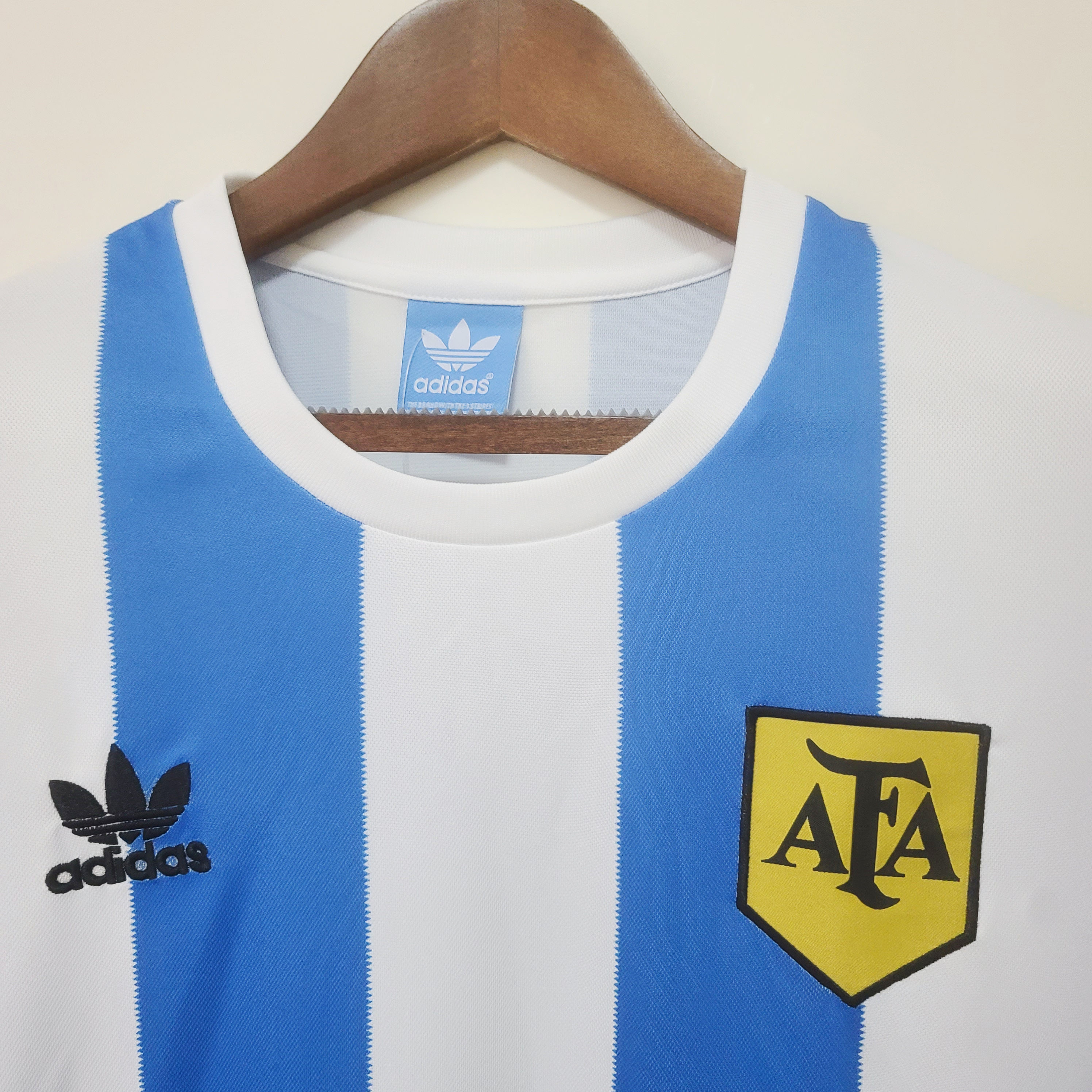 AlphaJersey-Retro Argentina 1978 Home Stadium Long Sleeve Jersey
