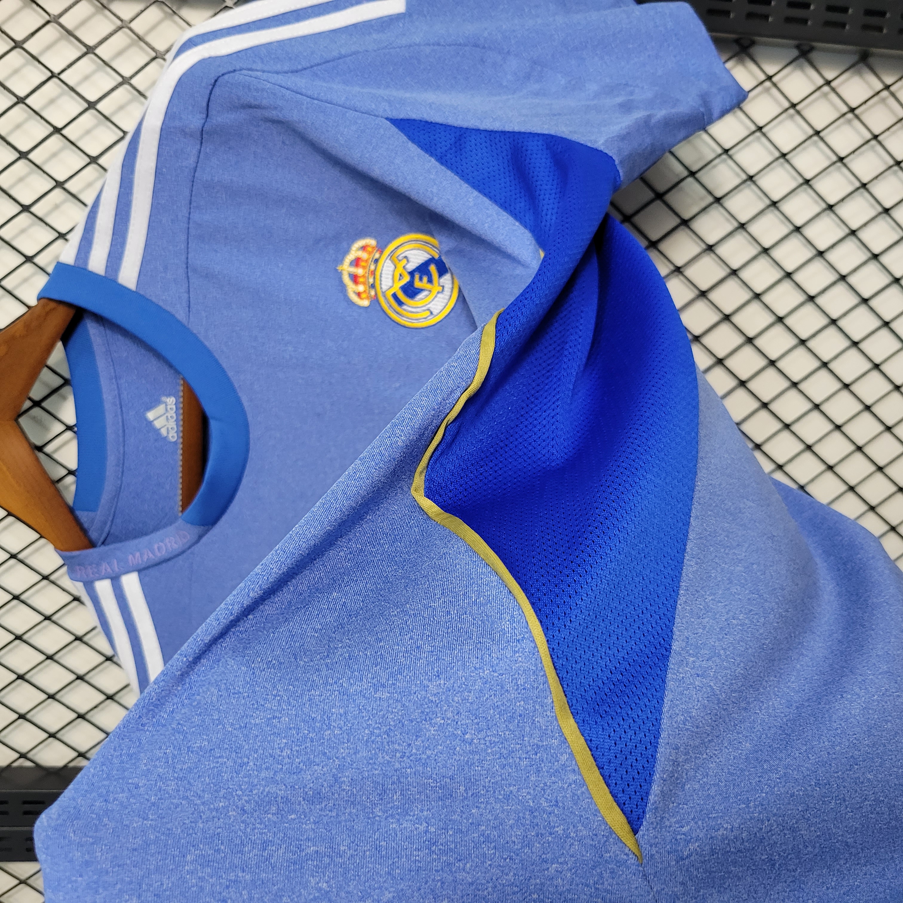 AlphaJersey-Retro Real Madrid 13-14 Away Stadium Jersey