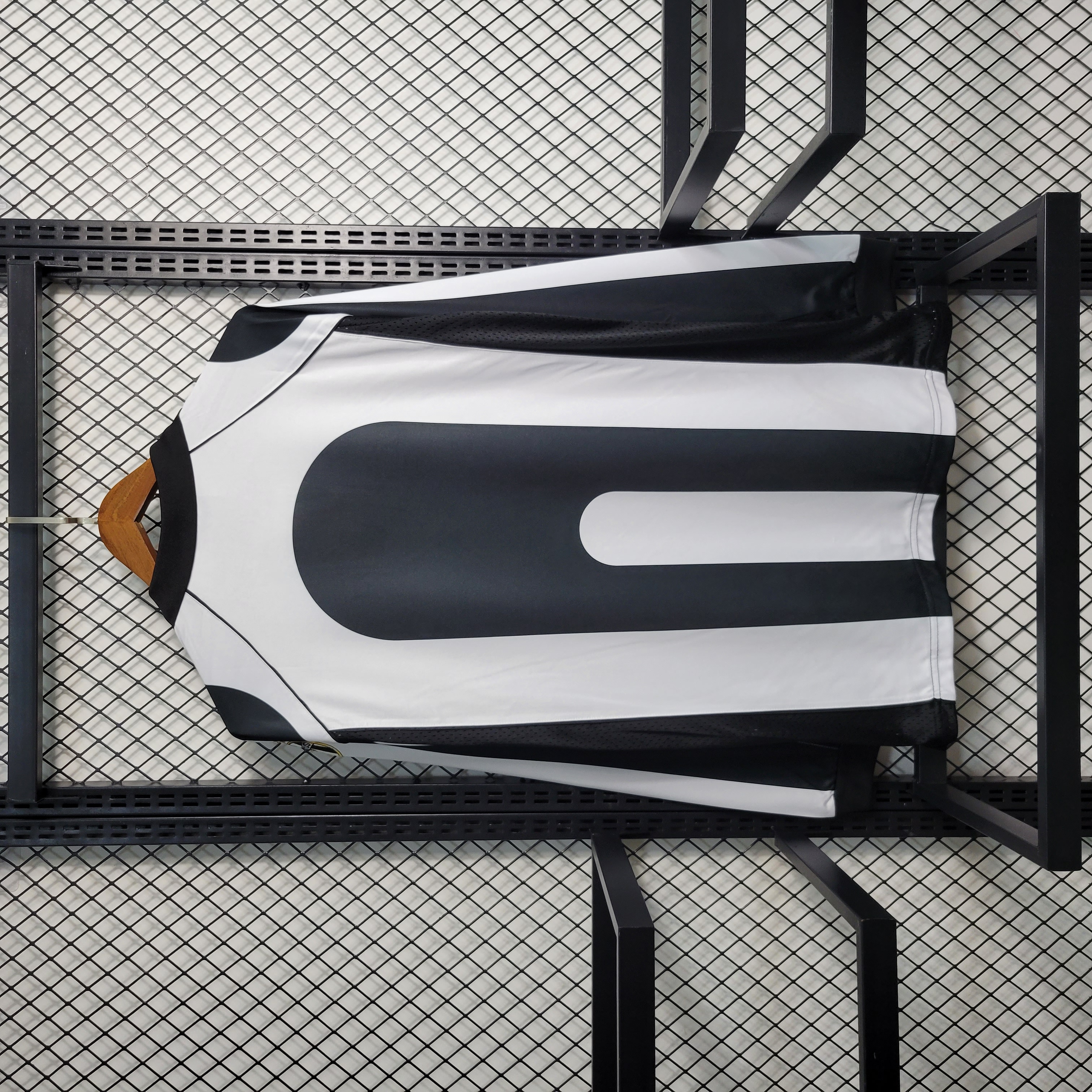 AlphaJersey-Retro Juventus 1997-98 Home Stadium Long Sleeve Jersey