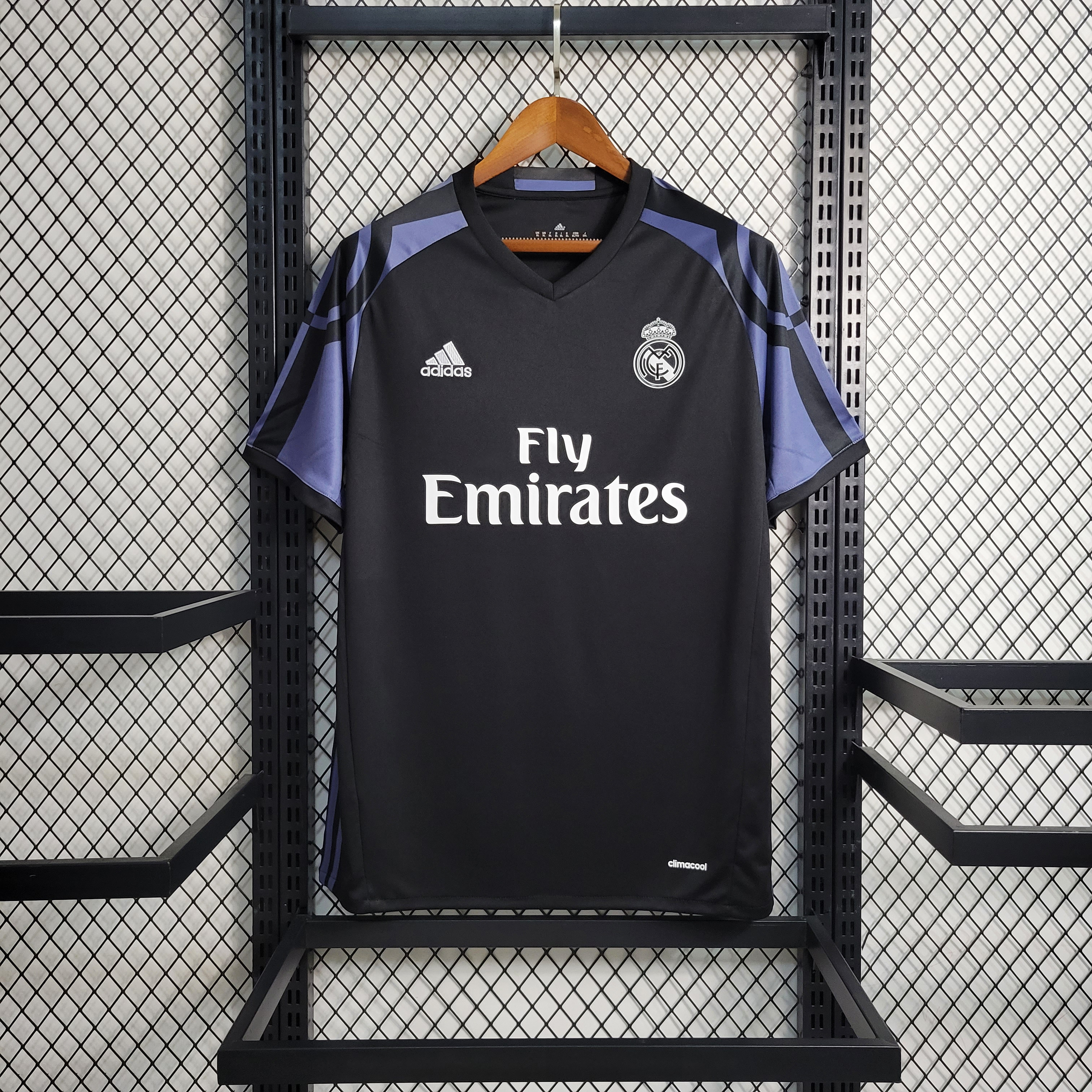 AlphaJersey-Real Madrid Retro 16-17 Third Jersey
